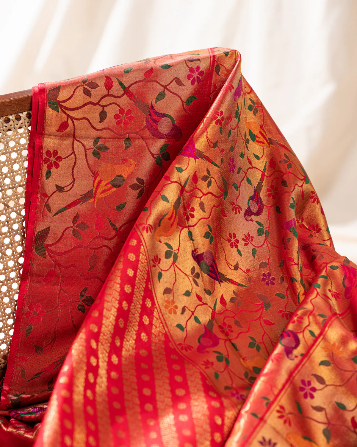 Red Kanchipuram Silk Saree With Rich Paithani Pallu - Image 6