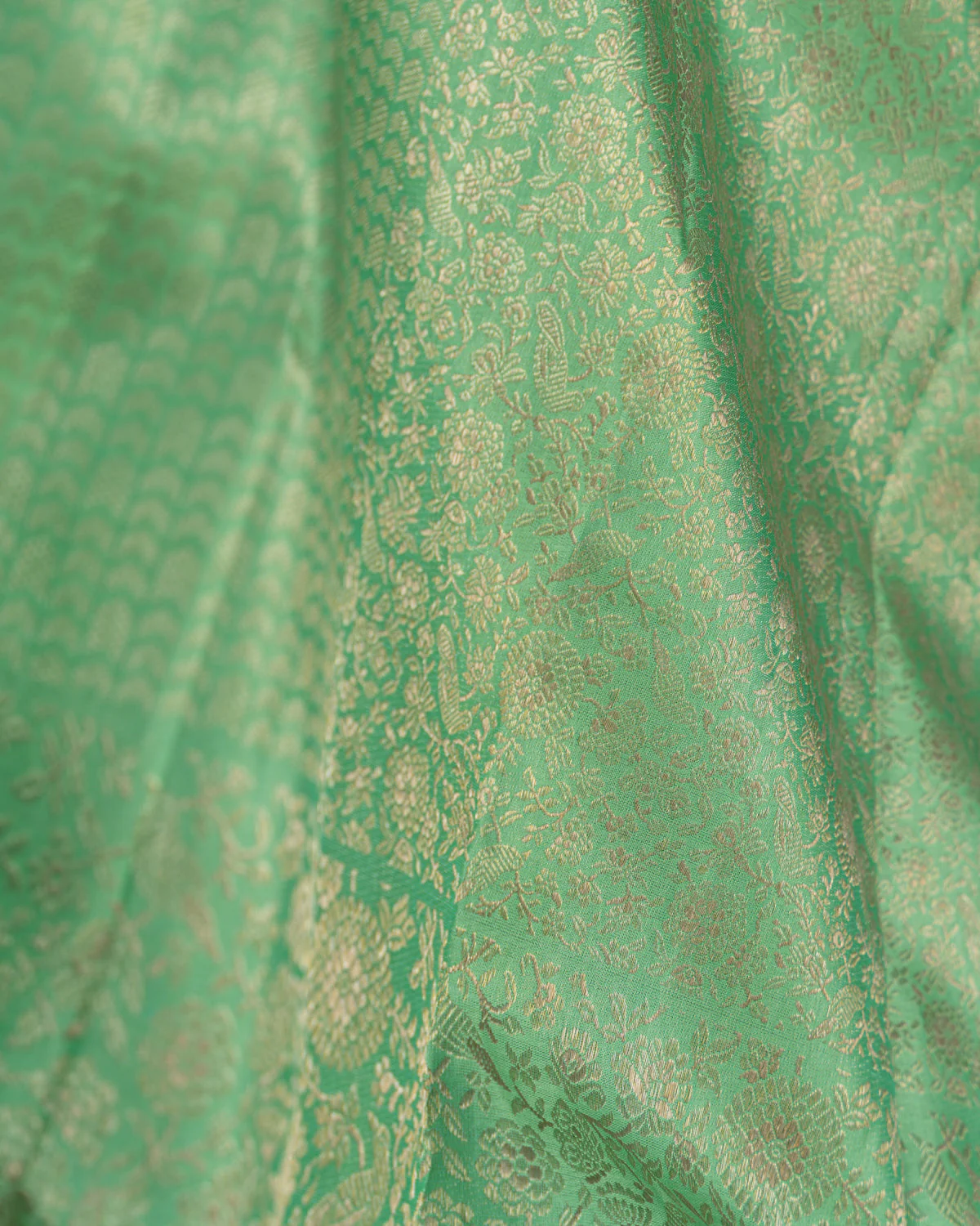 Teal Kanchipuram Silk Saree With Silver Zari Weaves - Image 4