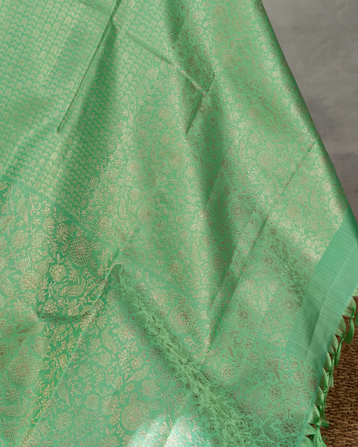 Teal Kanchipuram Silk Saree With Silver Zari Weaves - Image 7