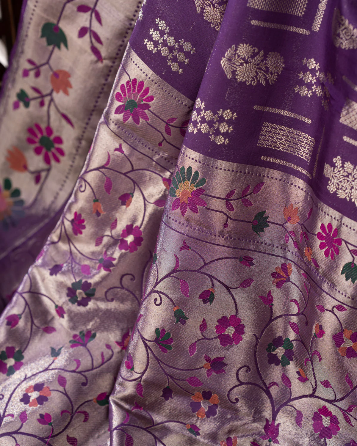 Violet Kanchipuram Silk Saree With Zari Weaves - Image 6