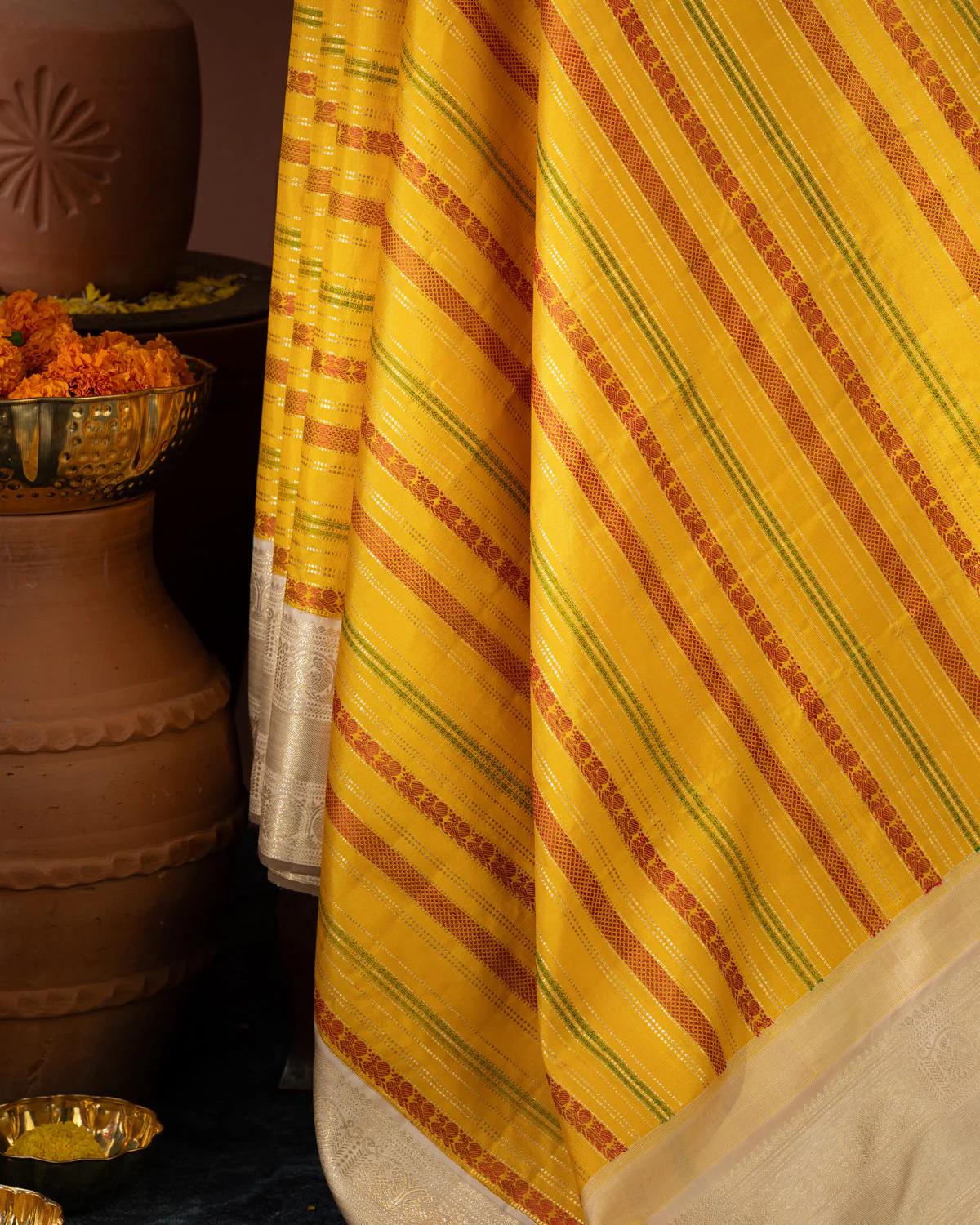 Yellow & Beige Kanchipuram Silk Saree With Thread & Zari Weave - Image 5