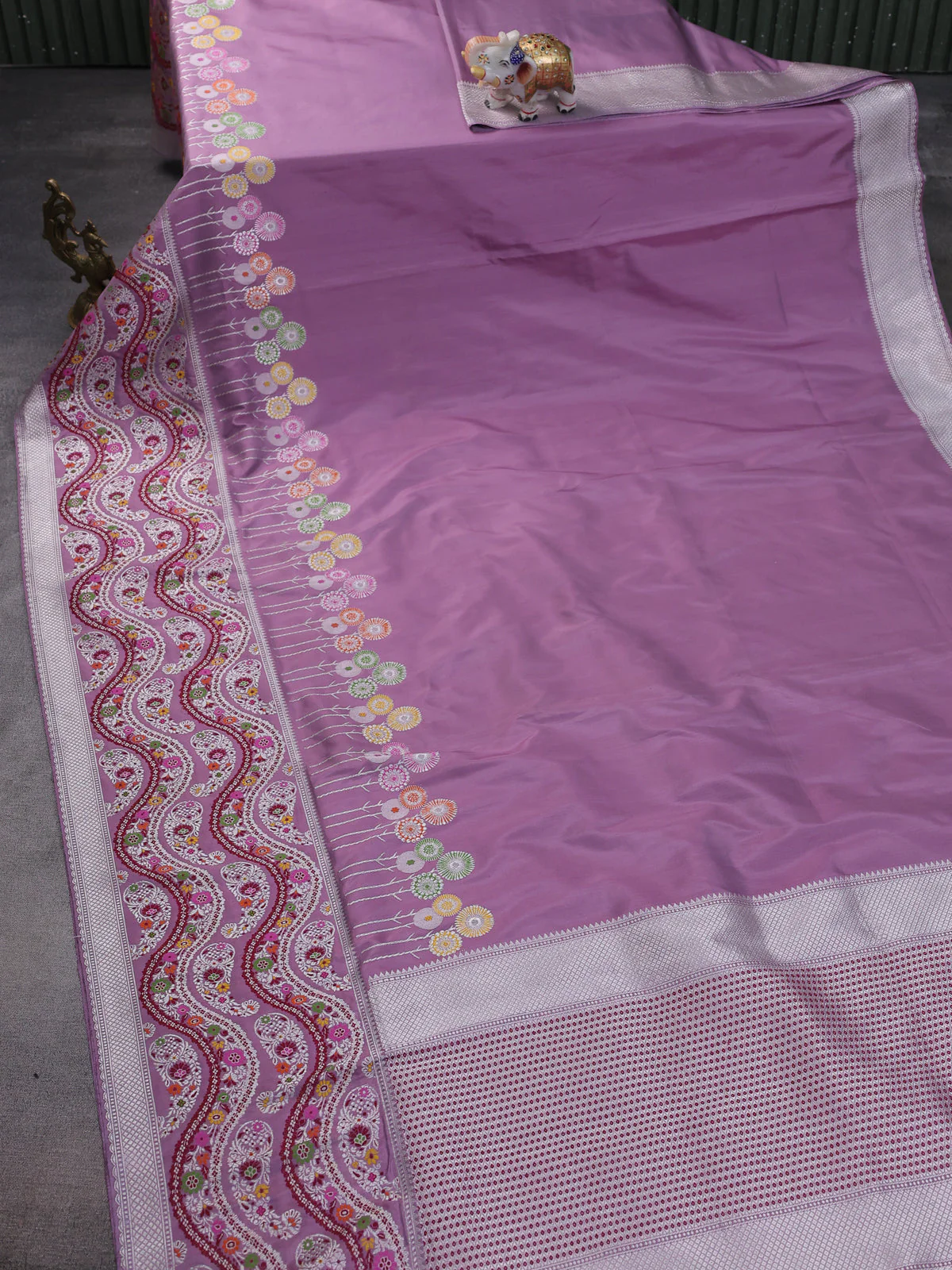 Lavender Banarasi Silk Saree - Image 2