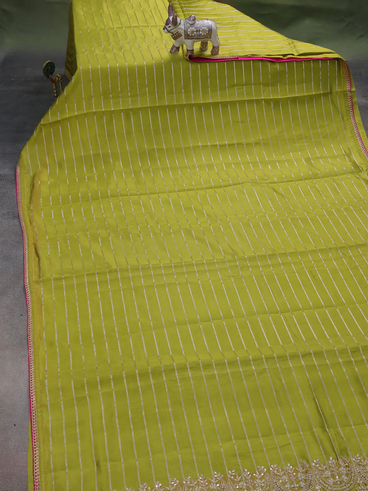 Light Green-Pink Chiniya Silk Saree With Embroidery Readymade Blouse - Image 4