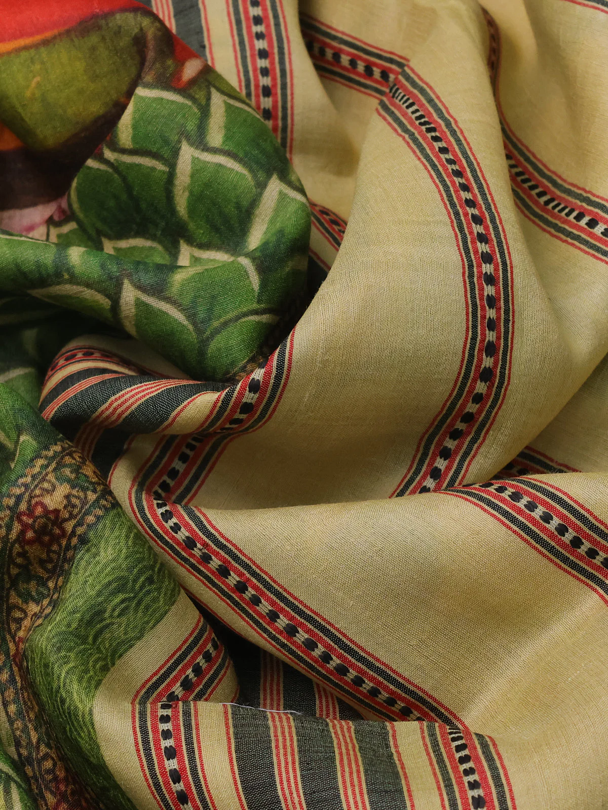 Light Green Tussar Silk Saree With Digital Prints & Vidarbha Border - Image 3