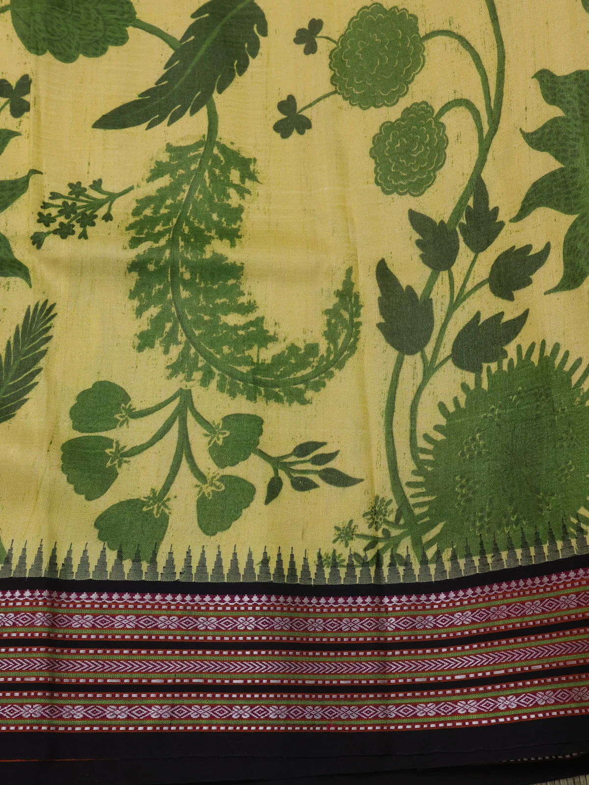 Light Green Tussar Silk Saree With Digital Prints & Vidarbha Border - Image 4