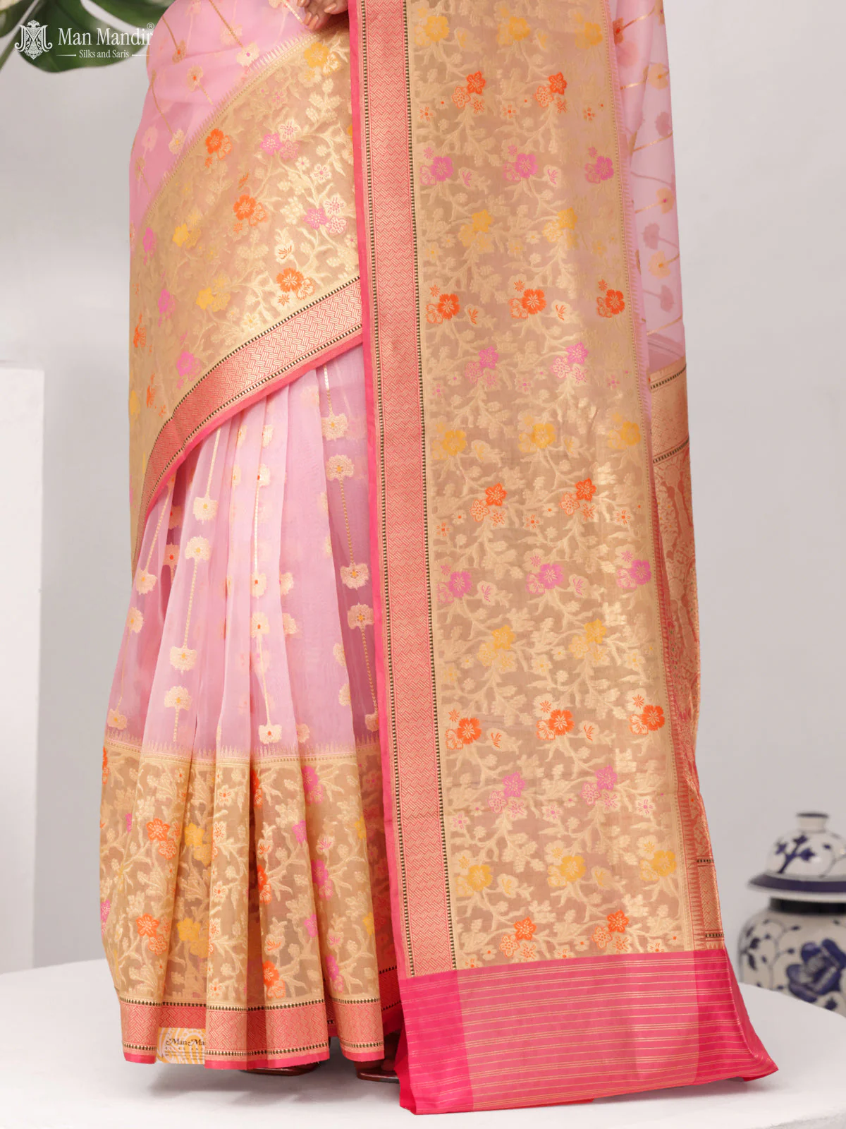 Light Pink - Pink Banarasi Kora Silk Saree - Image 3