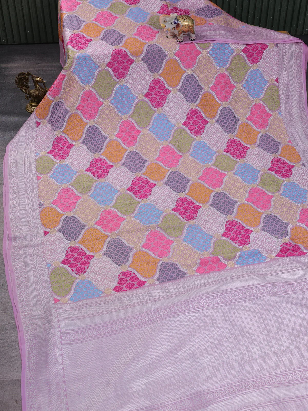 Lilac Banarasi Khaddi Tussar Saree - Image 2