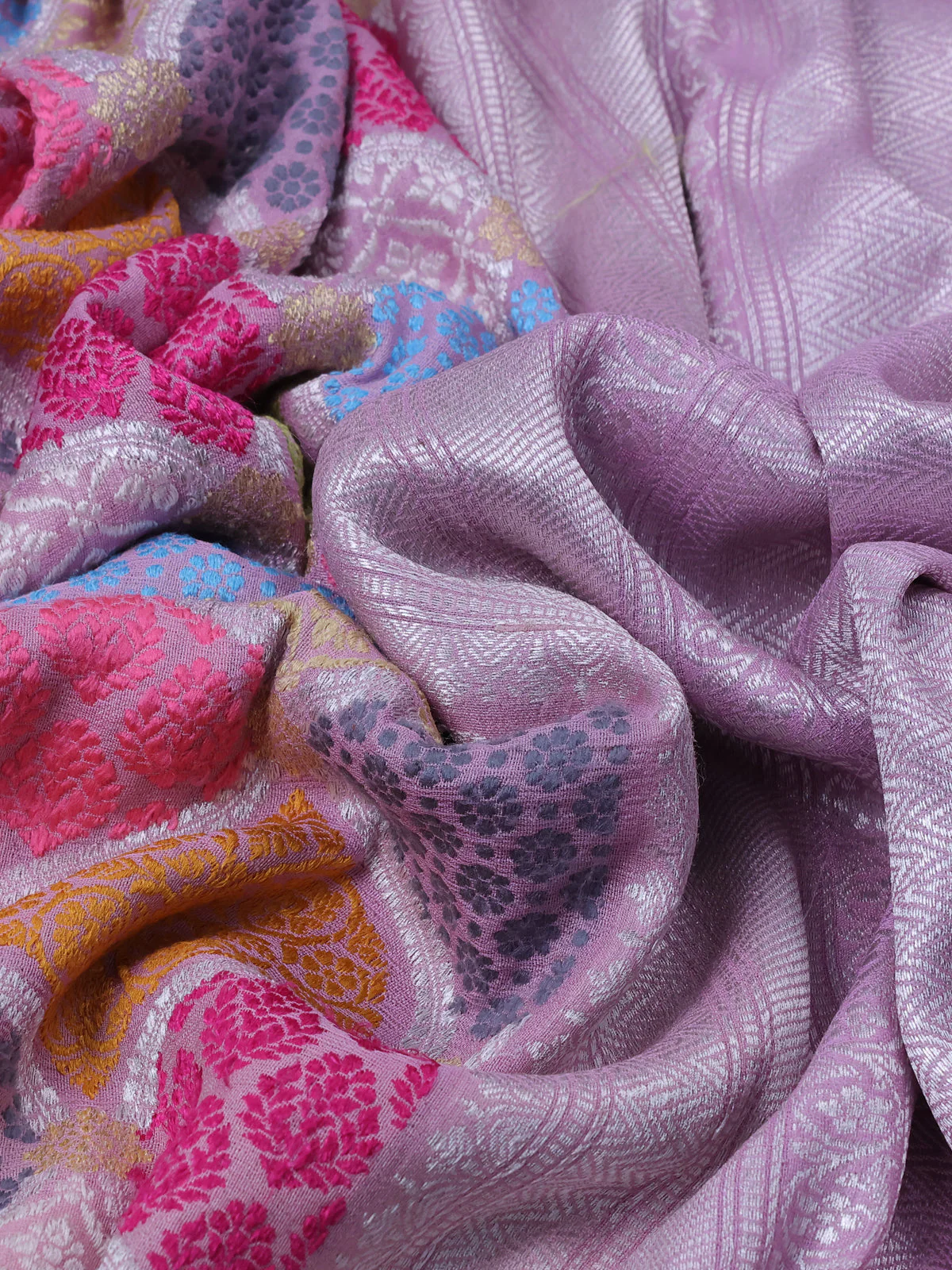 Lilac Banarasi Khaddi Tussar Saree - Image 3