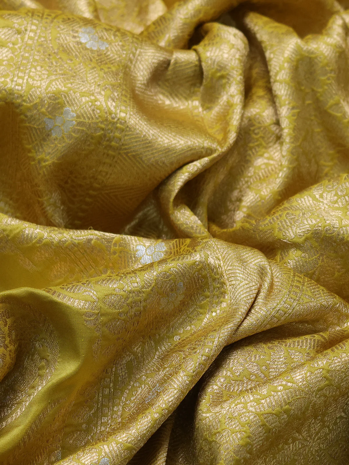 Lime Yellow Banarasi Silk Saree - Image 3