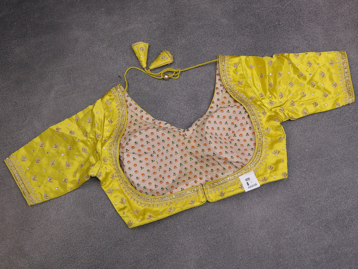 Lime Yellow Banarasi Silk Saree With Embroidery Readymade Blouse - Image 7