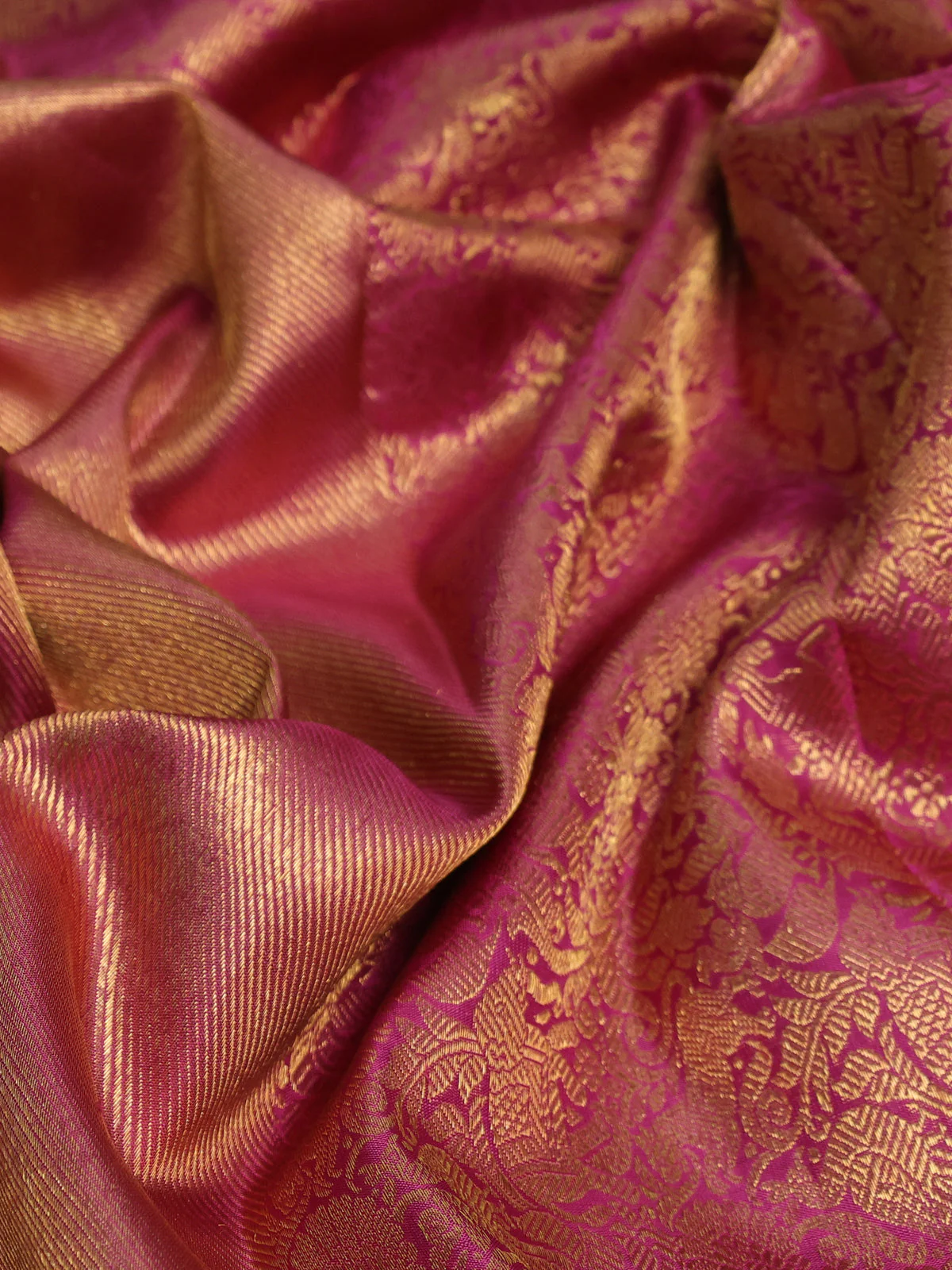 Magenta  Kanchipuram Silk Saree - Image 3