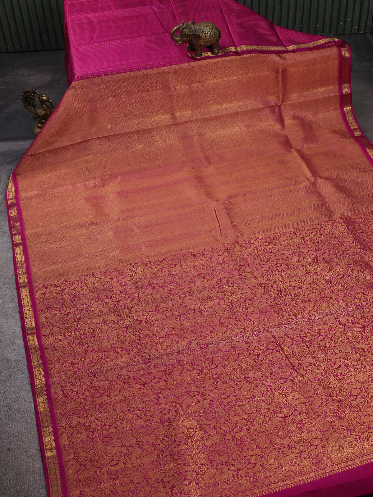 Magenta Pink Kanchipuram Silk Saree - Image 2