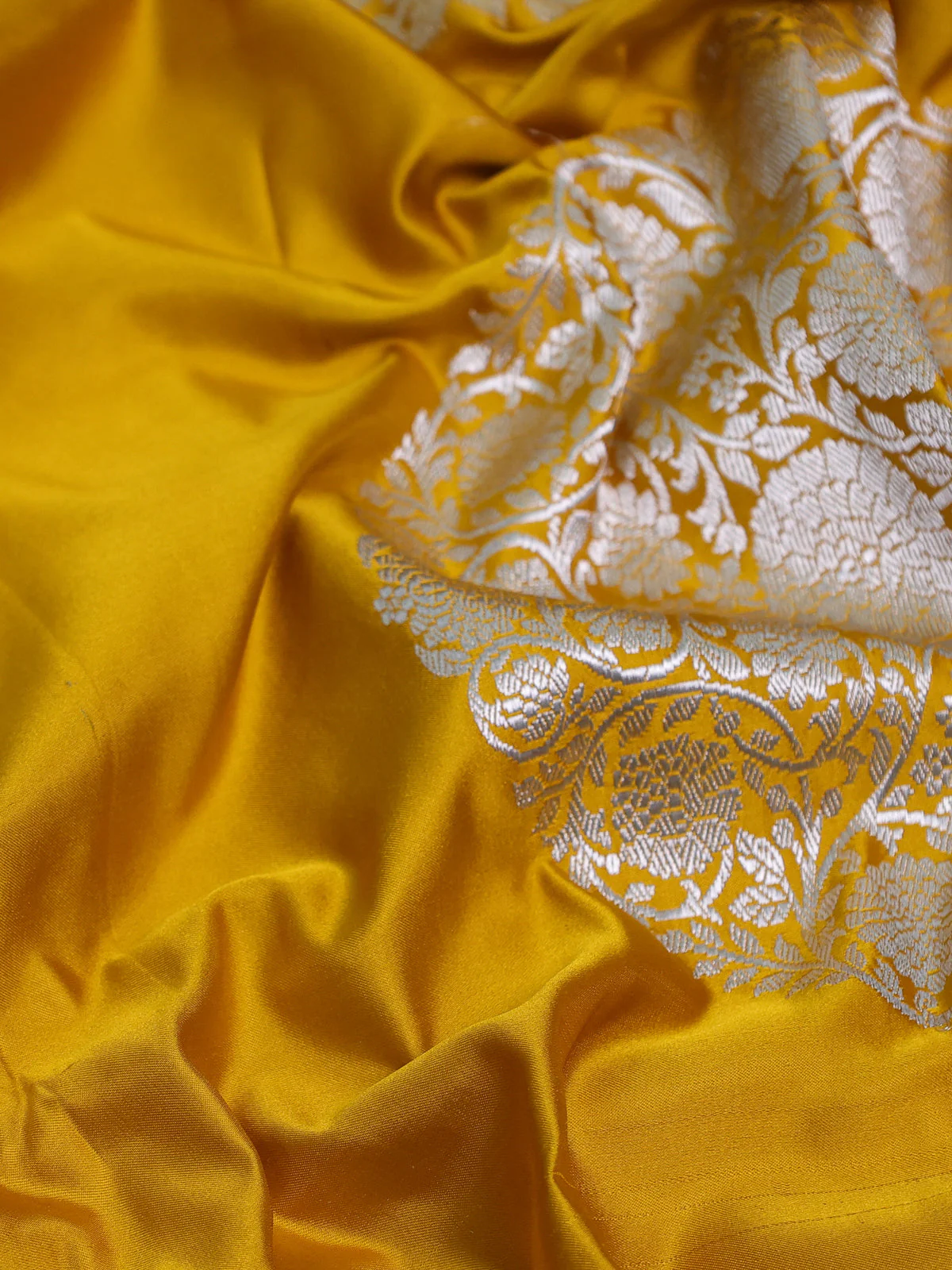 Mango Yellow - Pink Banarasi Mushru Silk Saree - Image 3