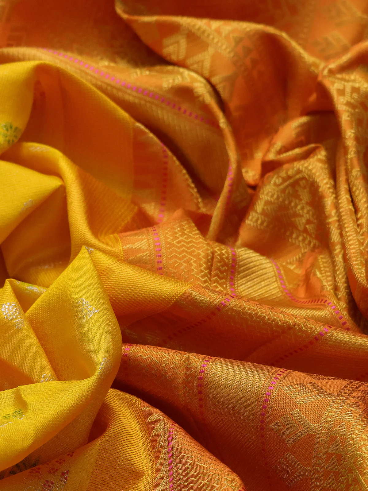 Mango Yellow-Pink Pure Kanchipuram Silk Saree - Image 3