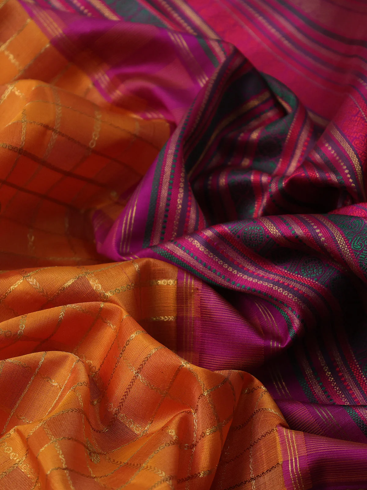 Mango Yellow-Purple Kanchipuram Silk Saree With Allover Zari Checks & Long Zari Border - Image 3