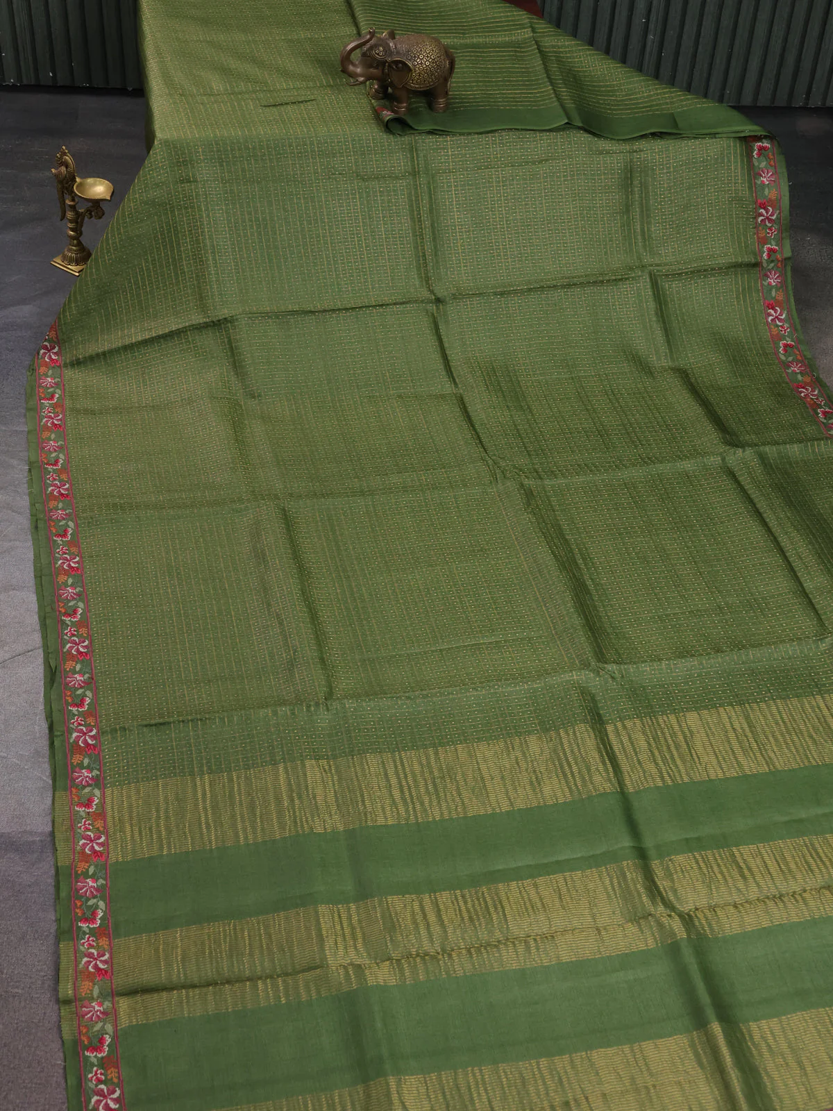 Megendi Green Tussar Silk Saree - Image 2