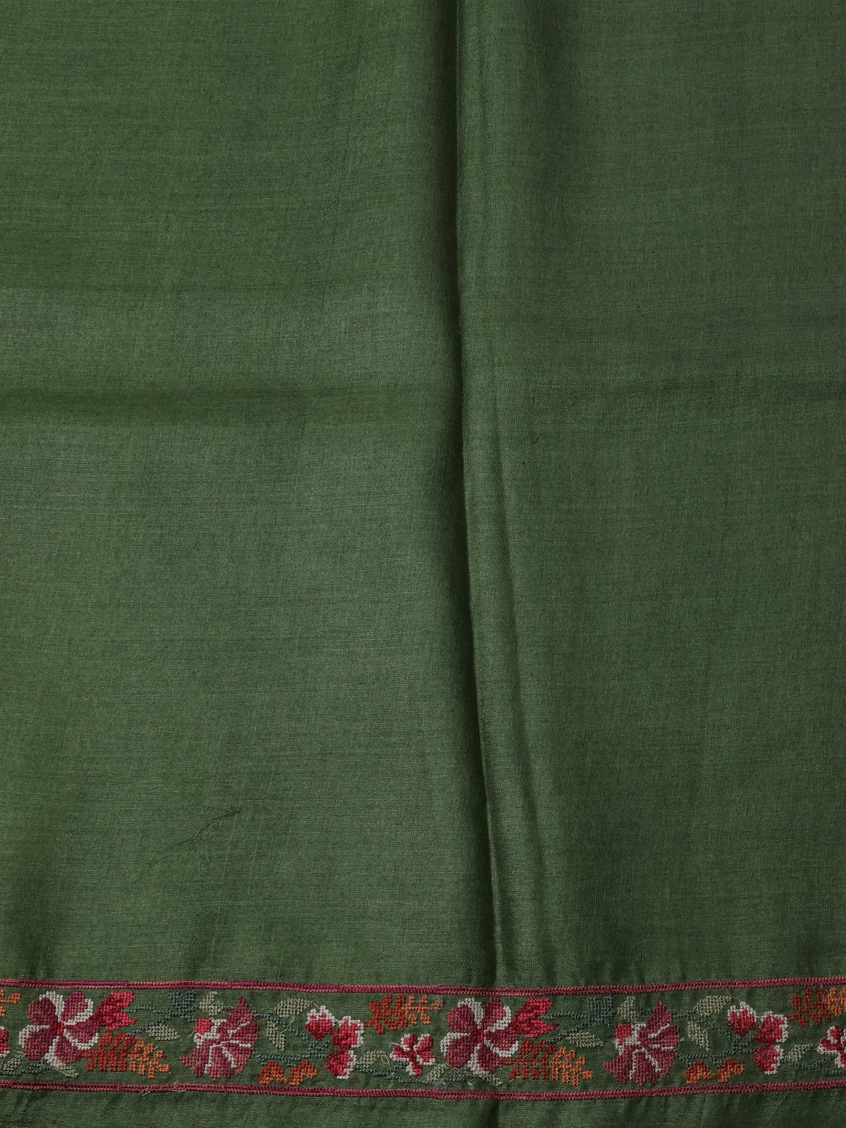 Megendi Green Tussar Silk Saree - Image 4