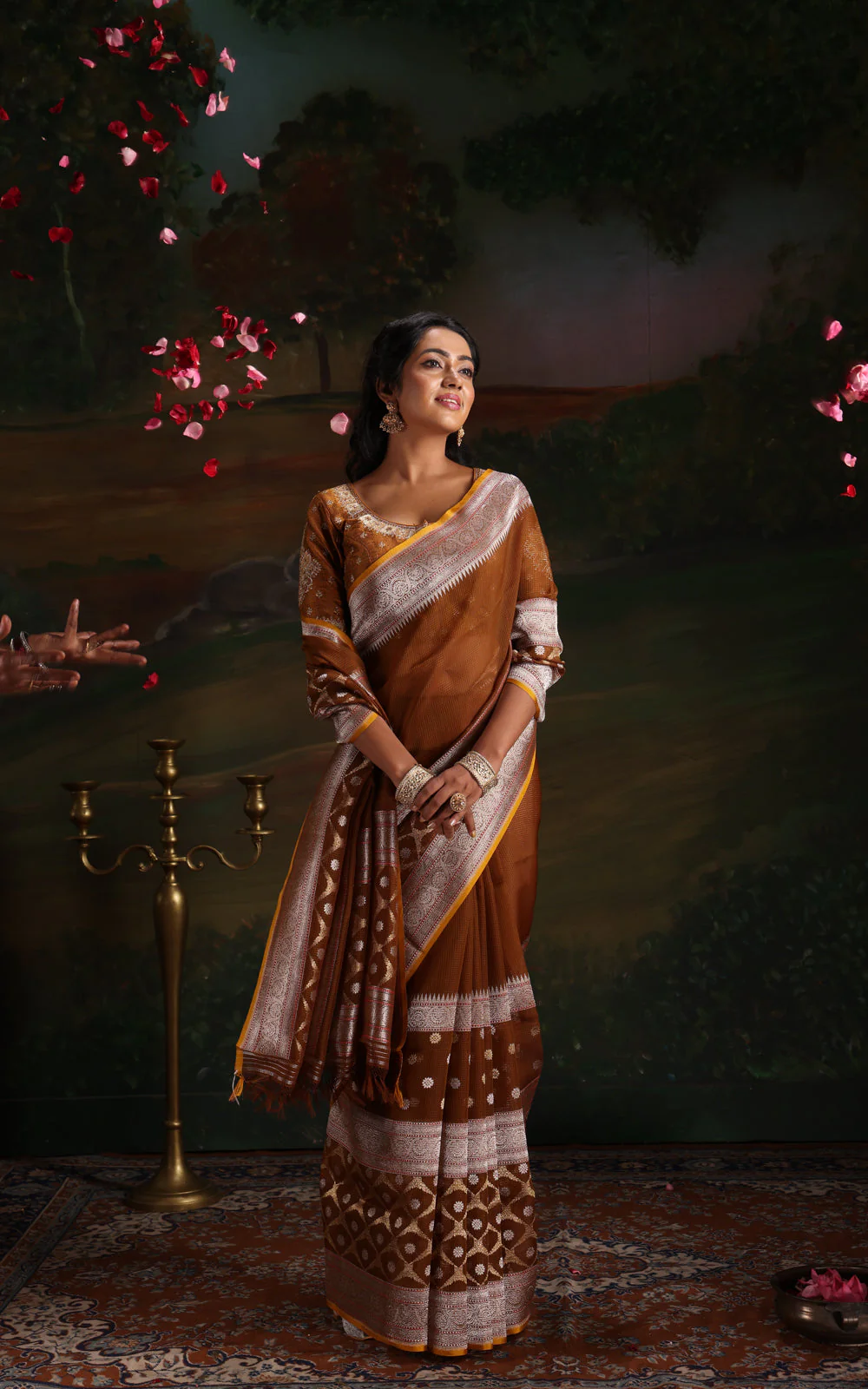 Mehendi Green & Mustard Yellow Iktara Kora Silk Saree - Image 3