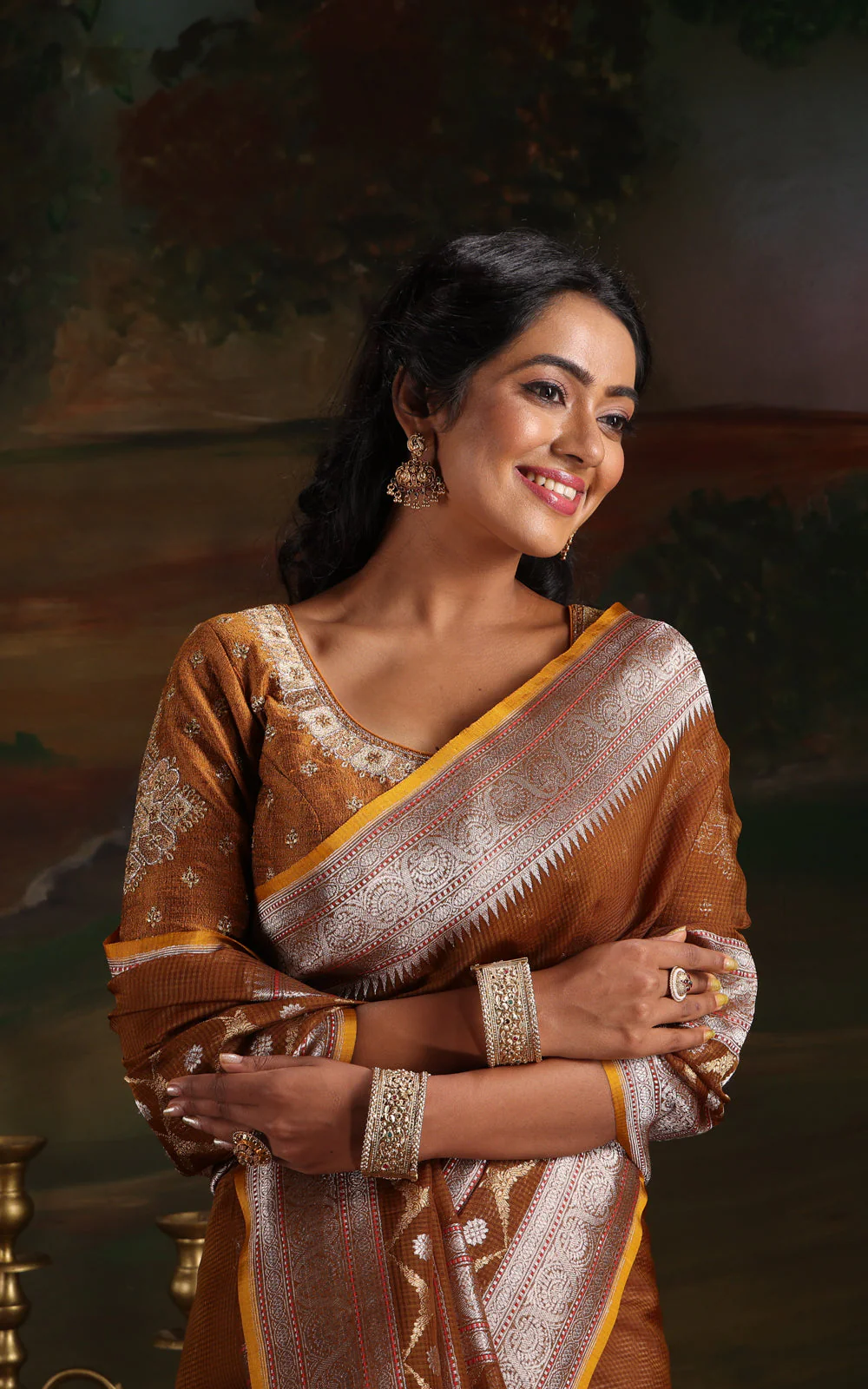 Mehendi Green & Mustard Yellow Iktara Kora Silk Saree - Image 5