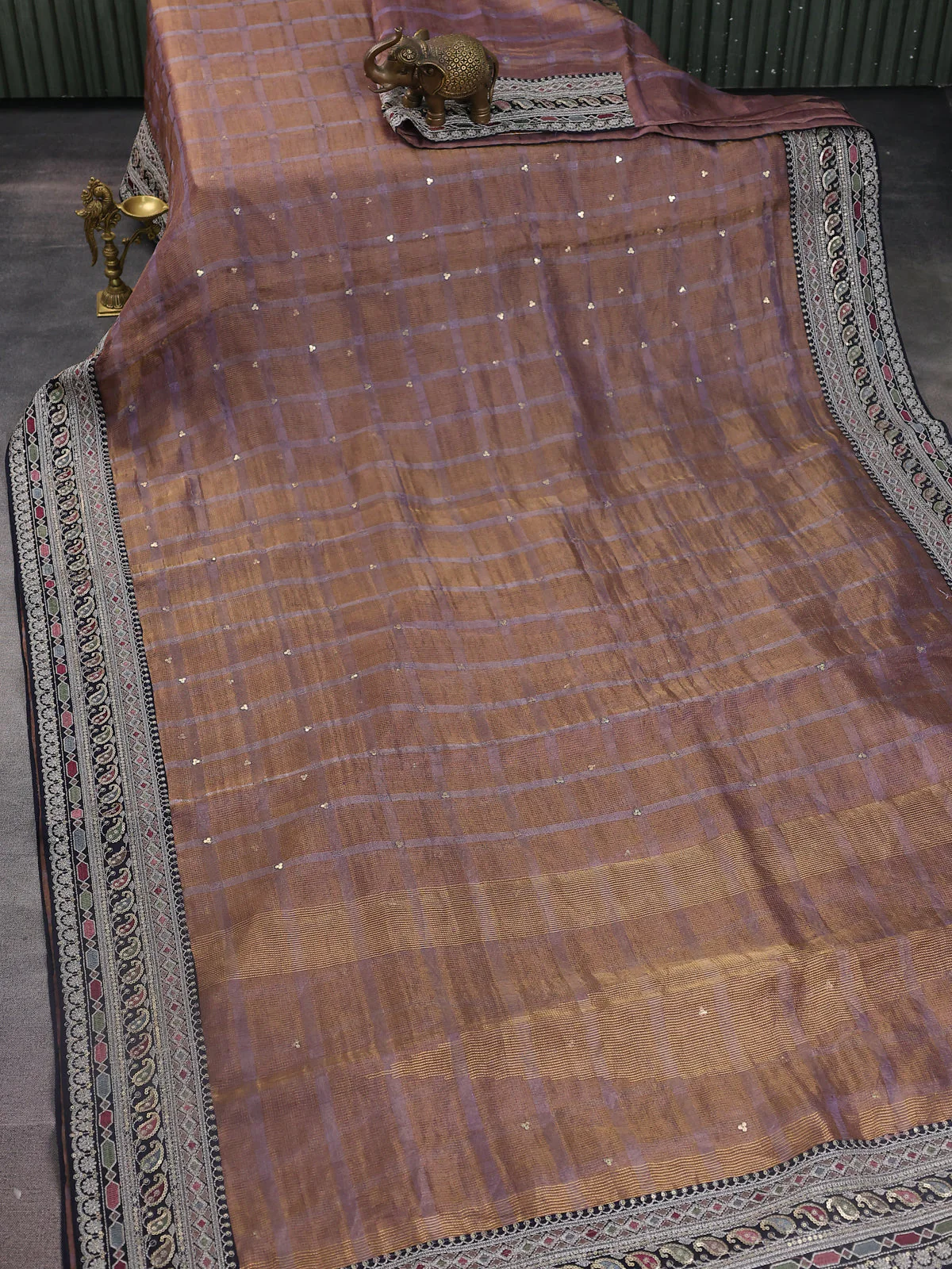 Mild Purple Tissue Silk Saree - Image 2