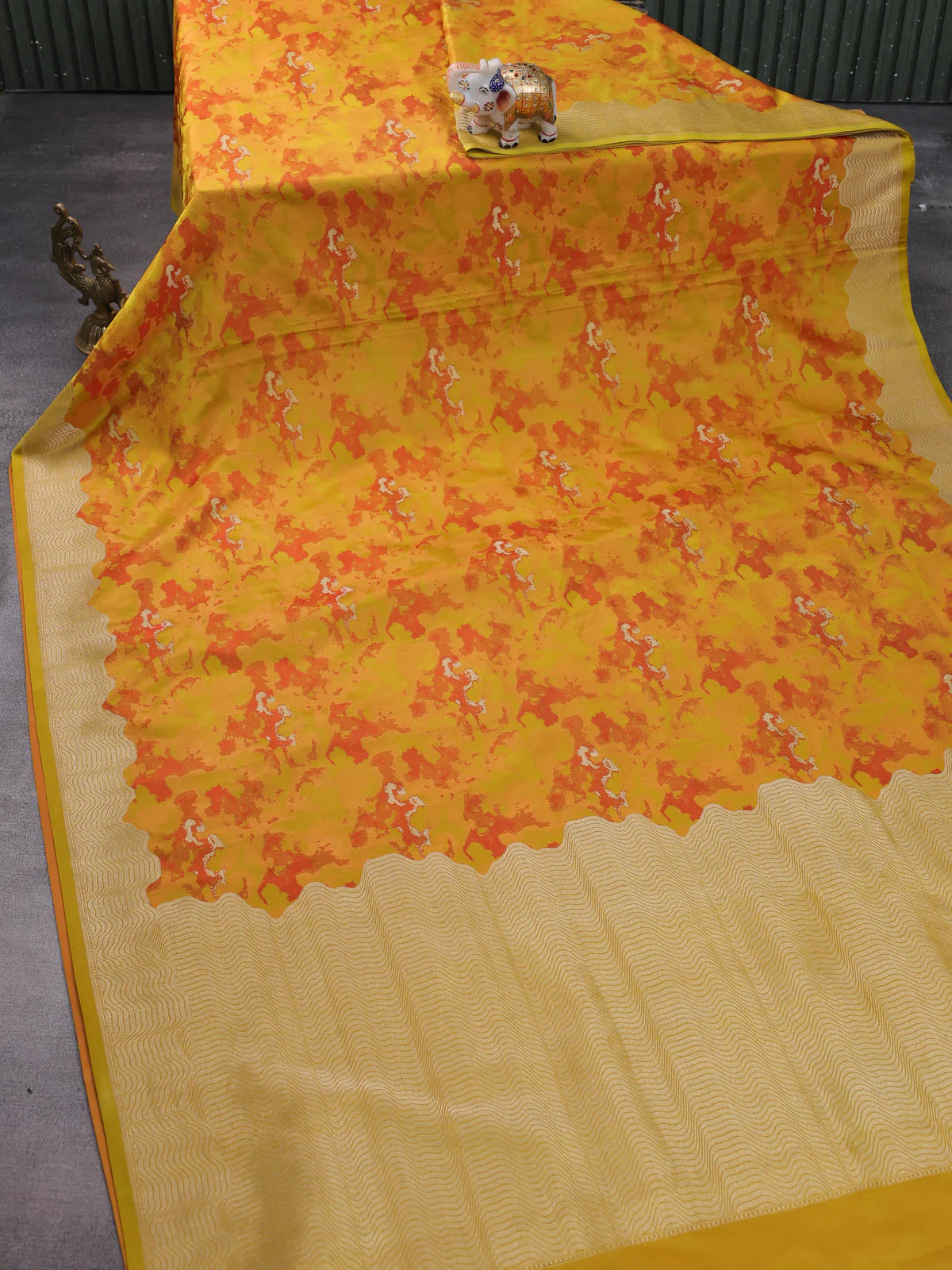 Mustard Yellow Banarasi Tanshoi Silk Saree - Image 2