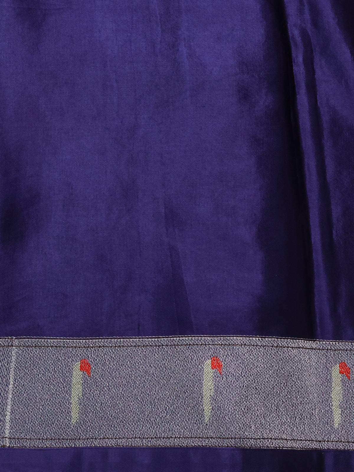 Navy Blue Organza Silk Saree With Floral Embroidey & Rich Muniya Style Border - Image 4