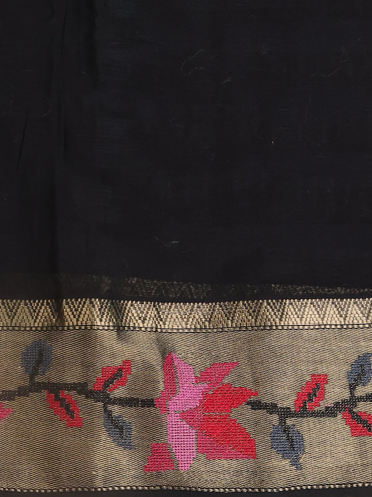 Off White-Black Tissue Silk Saree - Image 4
