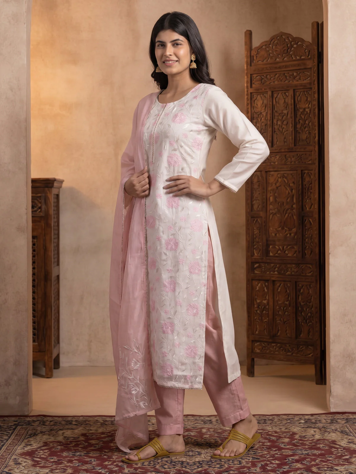 Off White-Mild Peach Mul Chanderi Salwar Suit - Image 3
