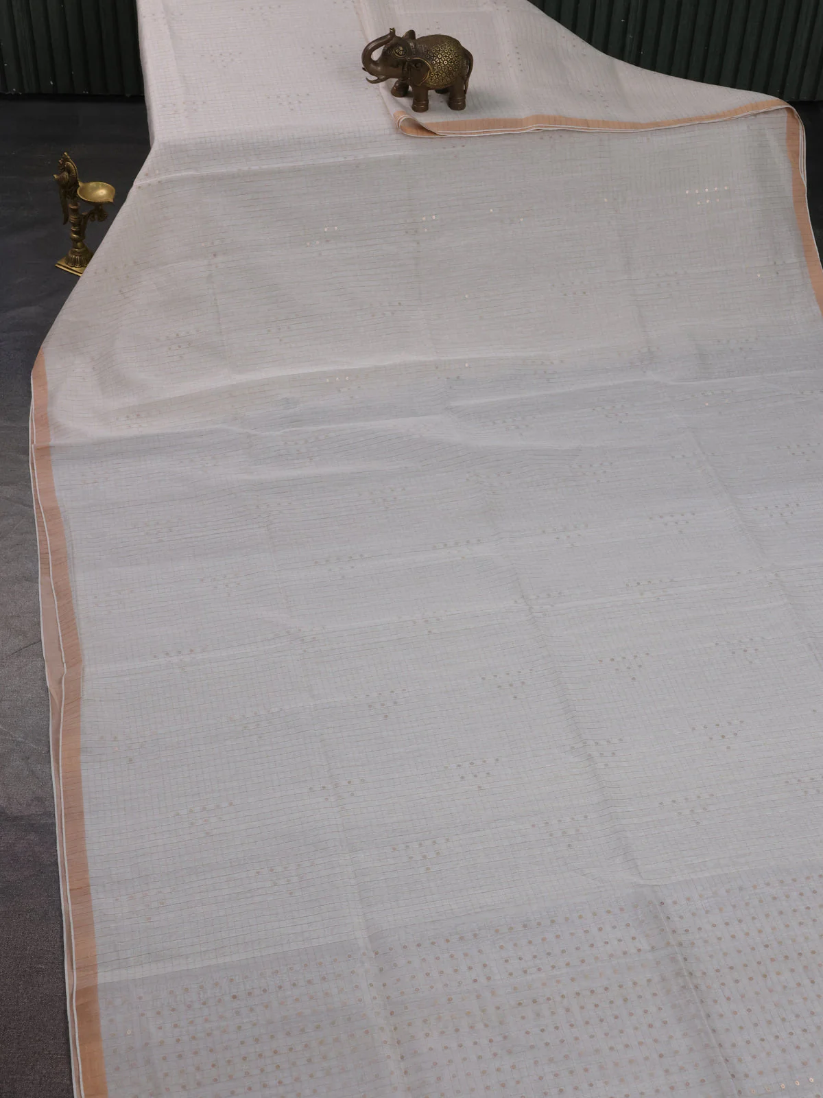 Off White Muslin Organza Saree - Image 2