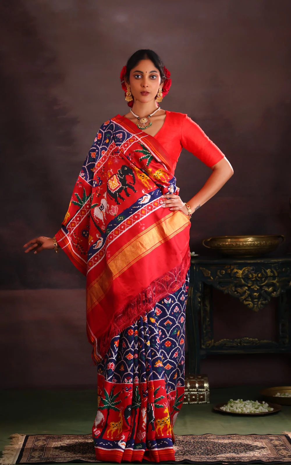 Navy Blue & Red Patan Patola Silk Saree - Image 5