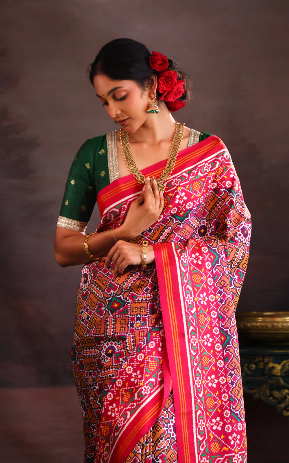Purple & Pink Patan Patola Silk Saree - Image 4