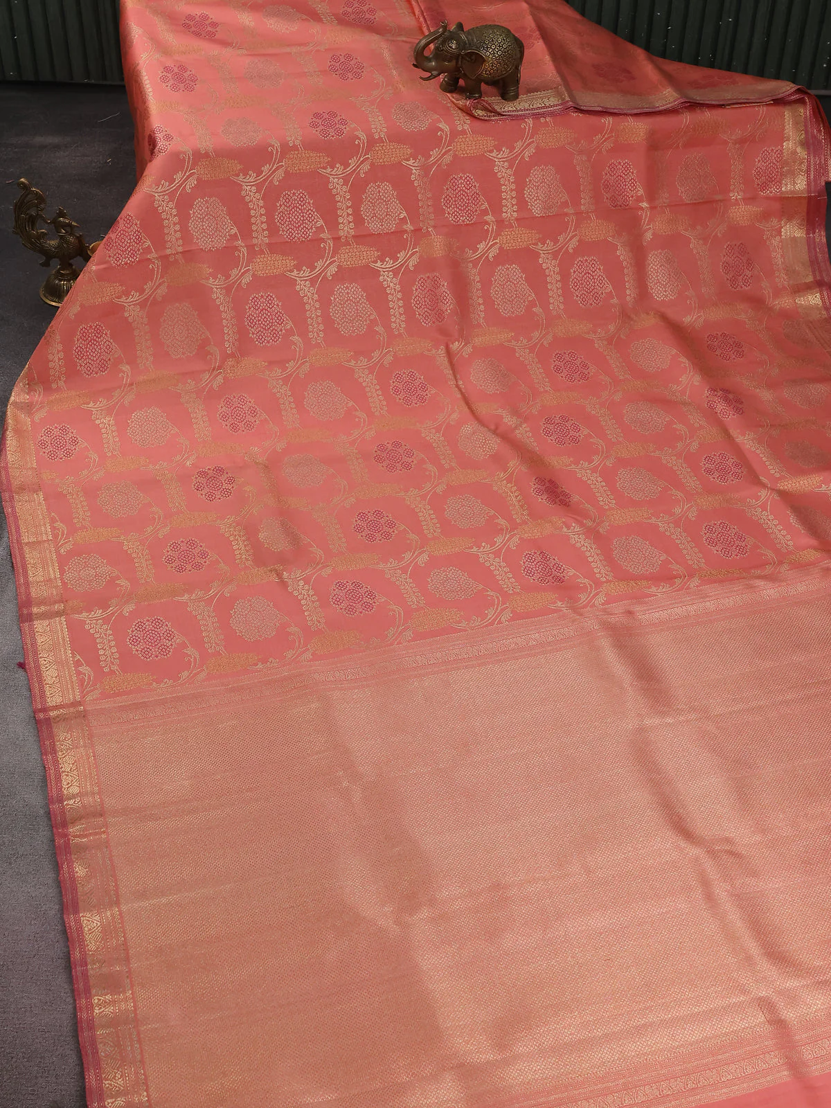 Peach Pink Kanchipuram Silk Saree - Image 2