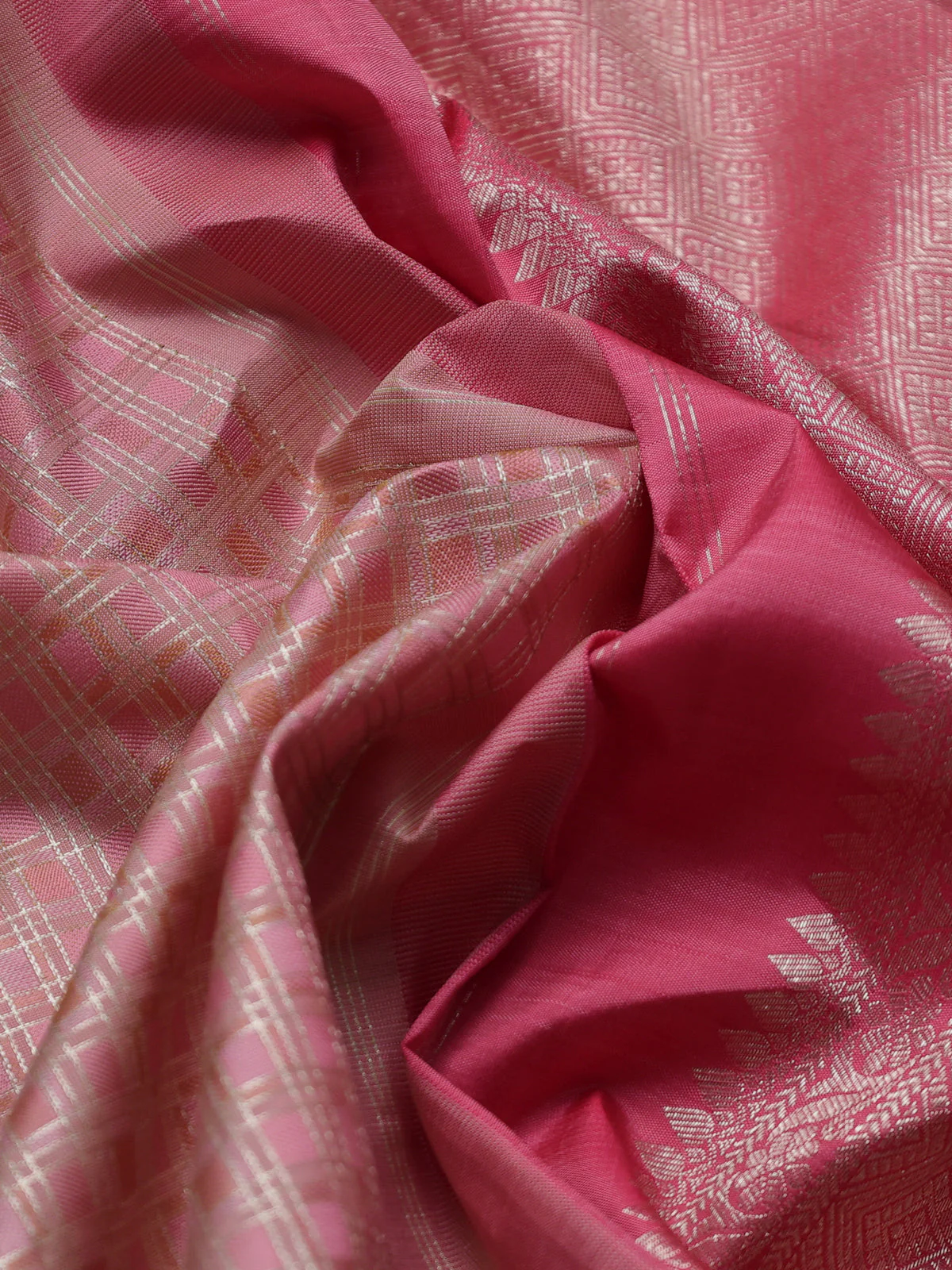 Peach Pink Pure Kanchipuram Silk Saree - Image 3