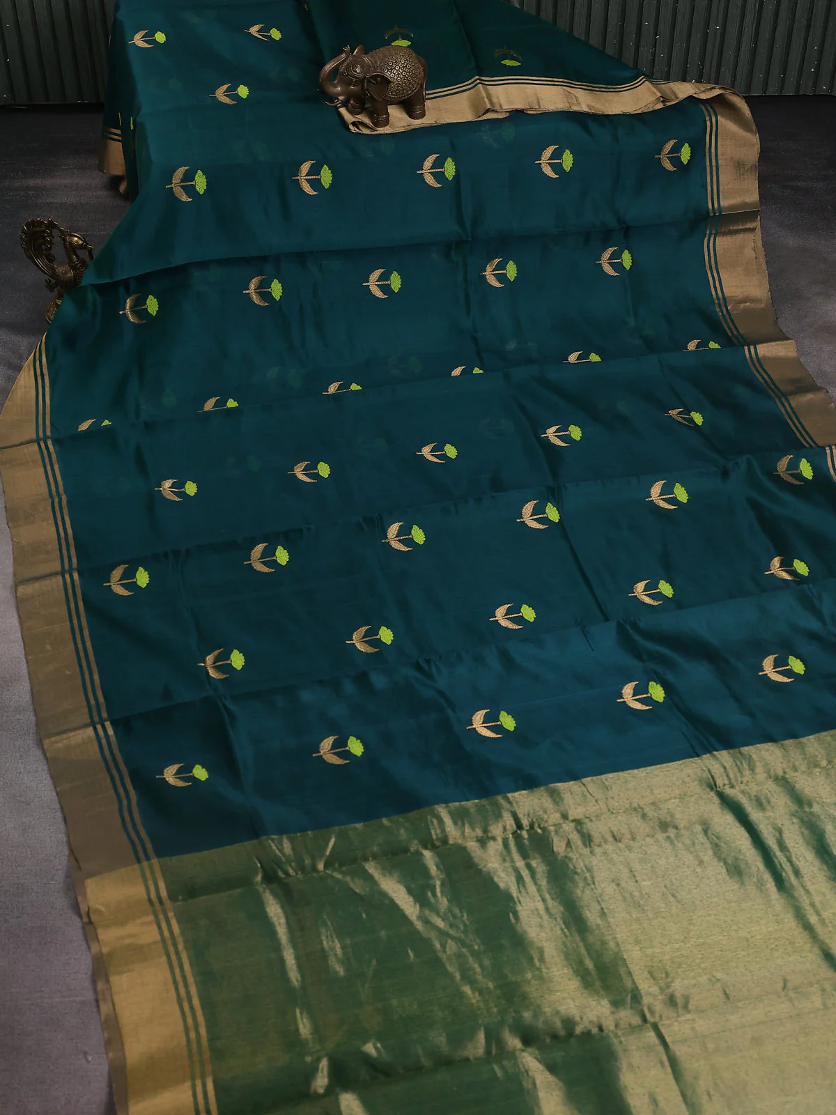 Peacock Green Chanderi Silk Saree - Image 2