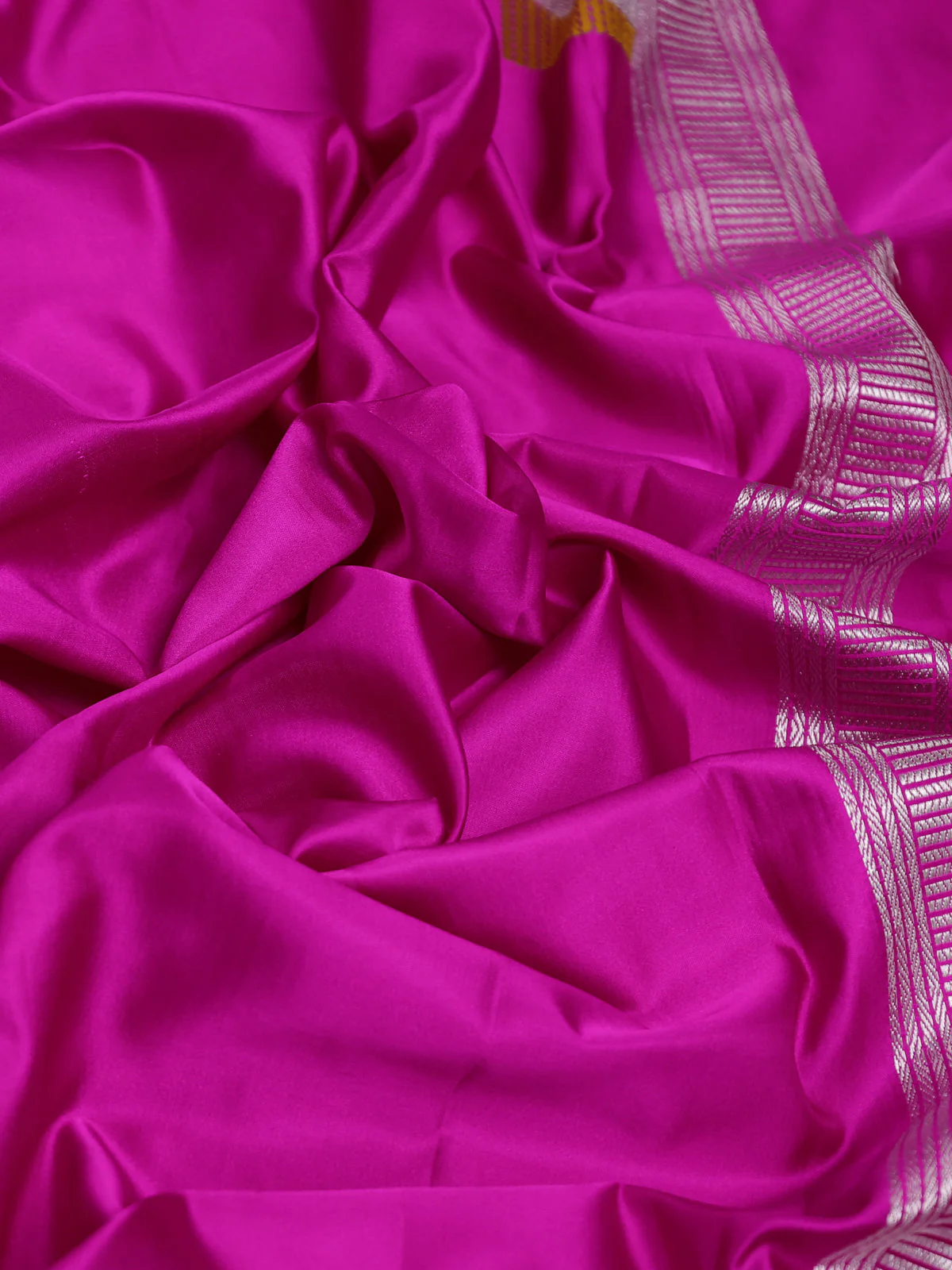 Pink Banarasi Mushru Silk Saree - Image 3