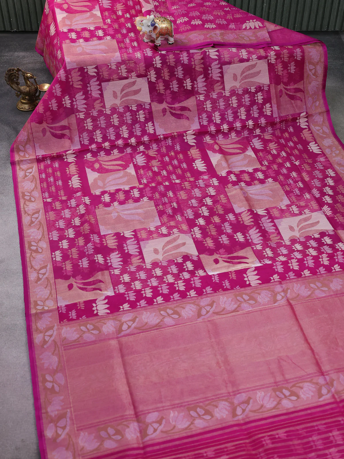 Pink Banarasi Real Zari Kora Saree - Image 3