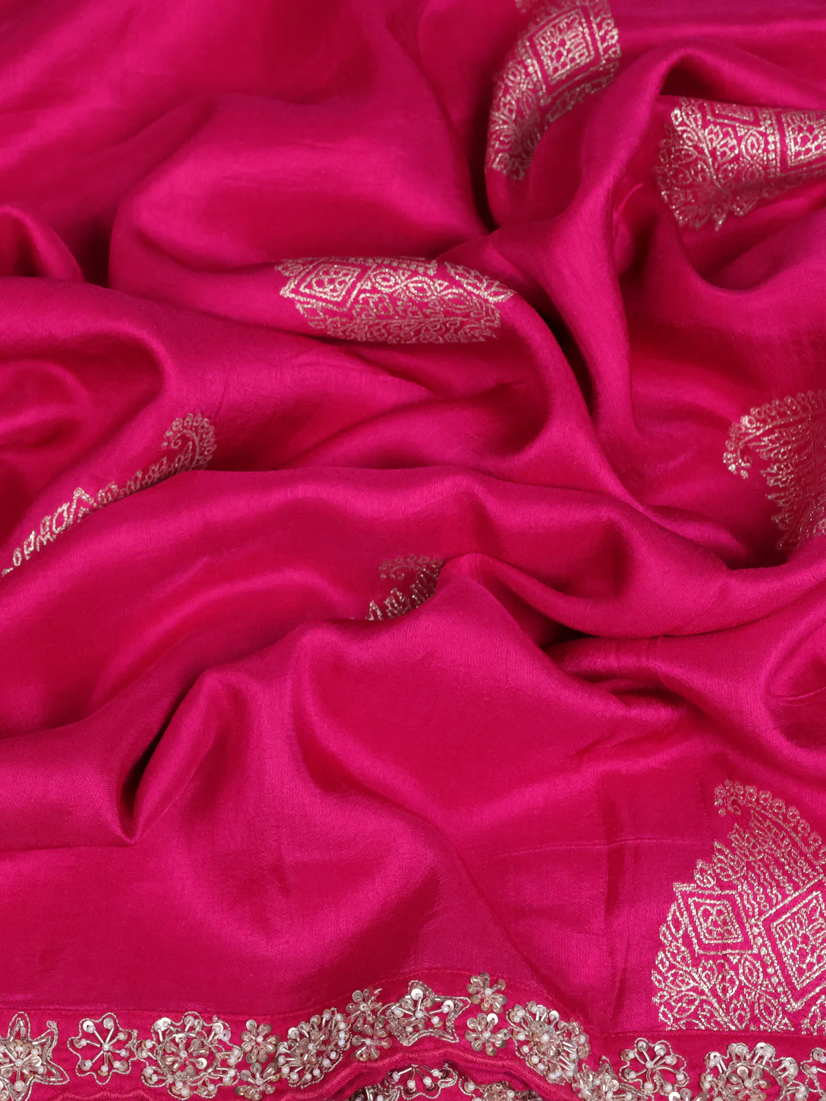Pink Banarasi Silk Saree With Embroidered Readymade Blouse - Image 3