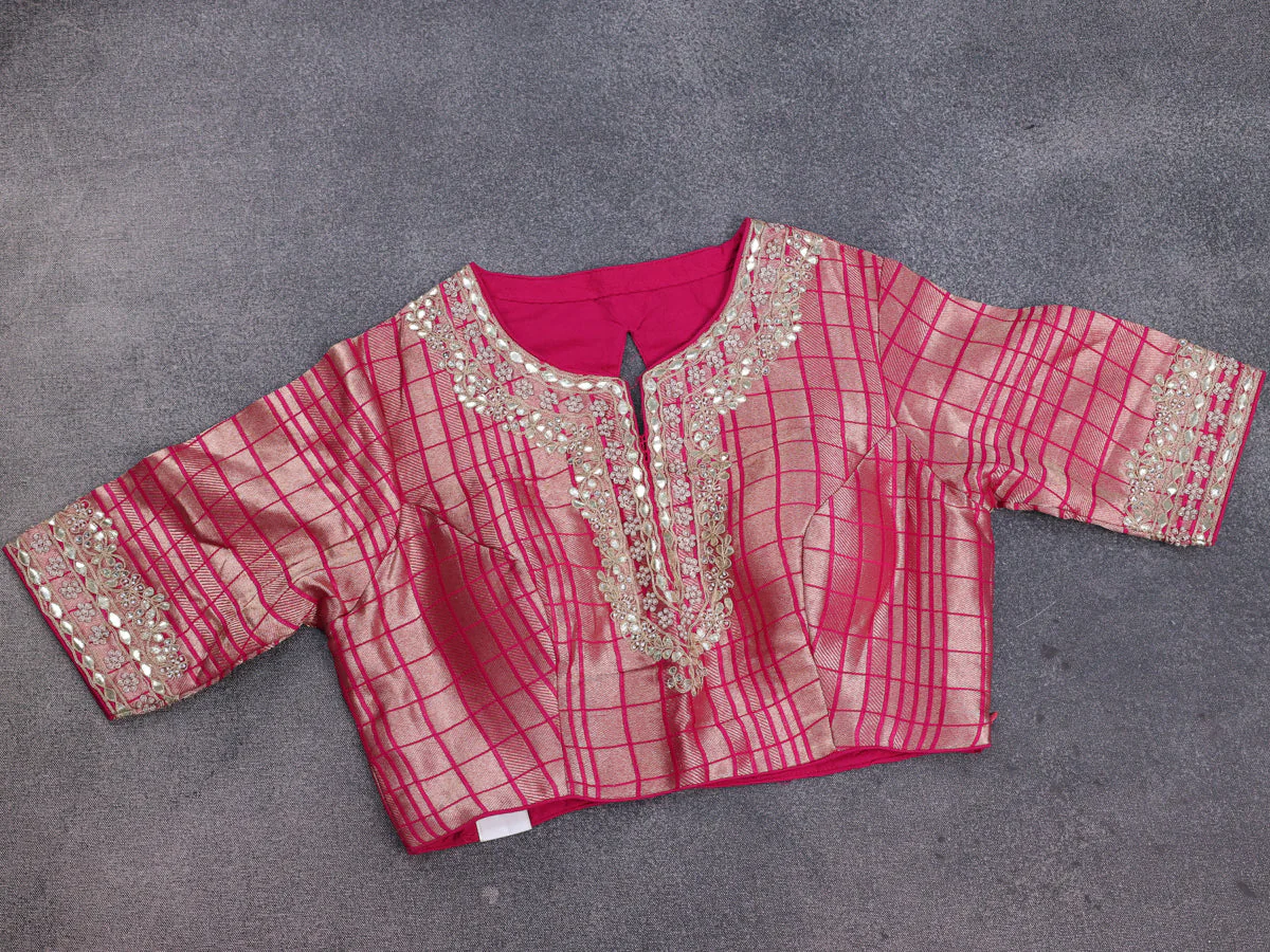 Pink Banarasi Silk Saree With Embroidered Readymade Blouse - Image 4