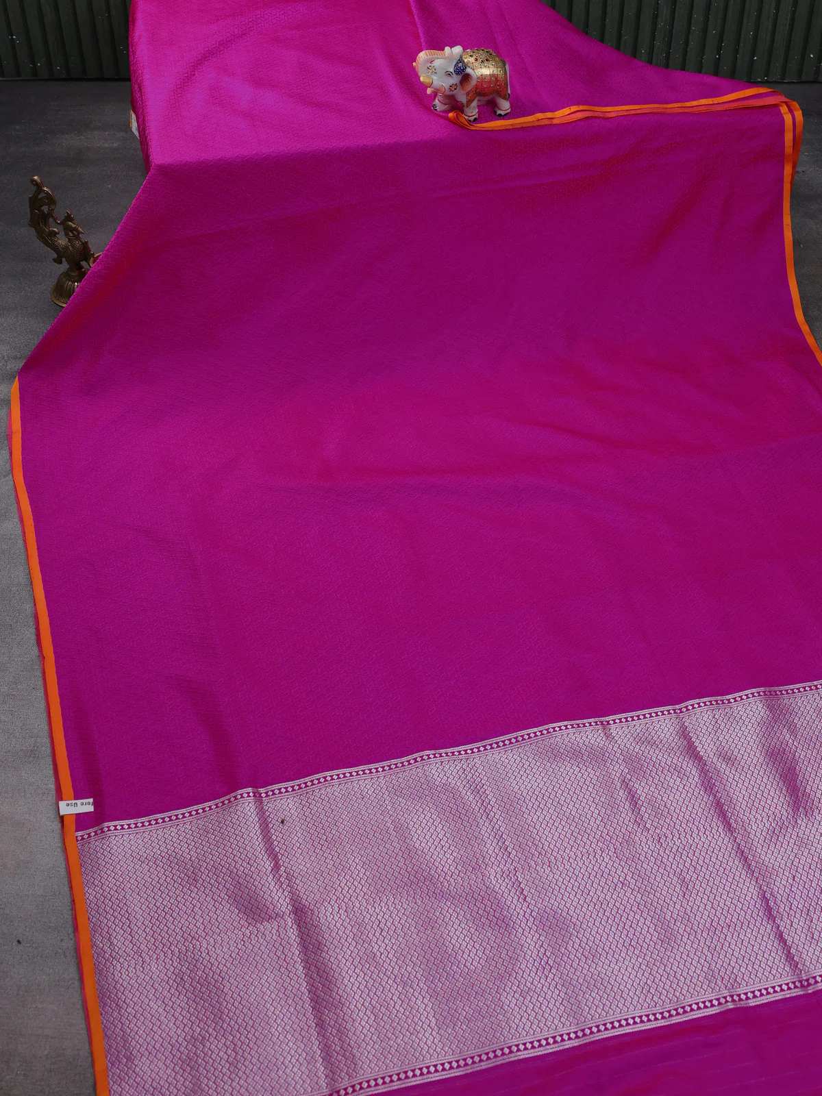 Pink Banarasi Tanshoi Silk Saree - Image 2