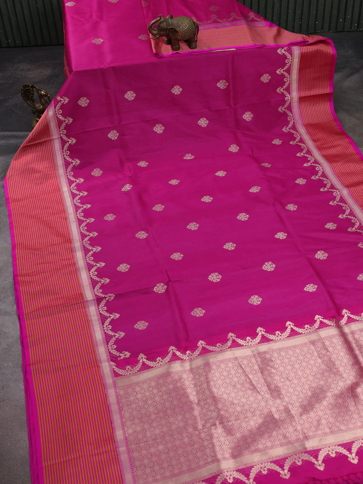 Pink Banarasi Tussar Silk Saree - Image 2