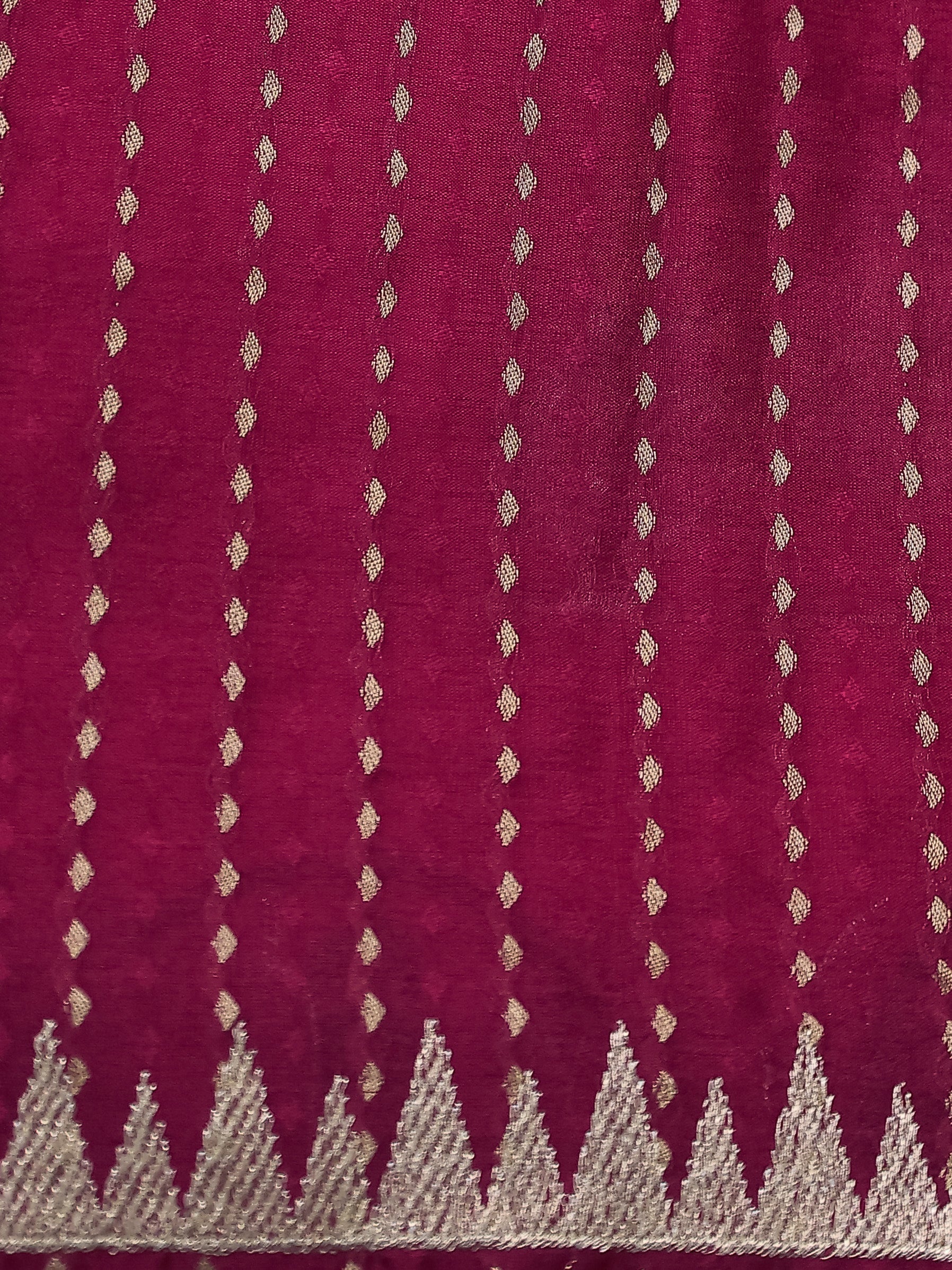 Pink Crepe Silk Saree With Border Embroidery - Image 4