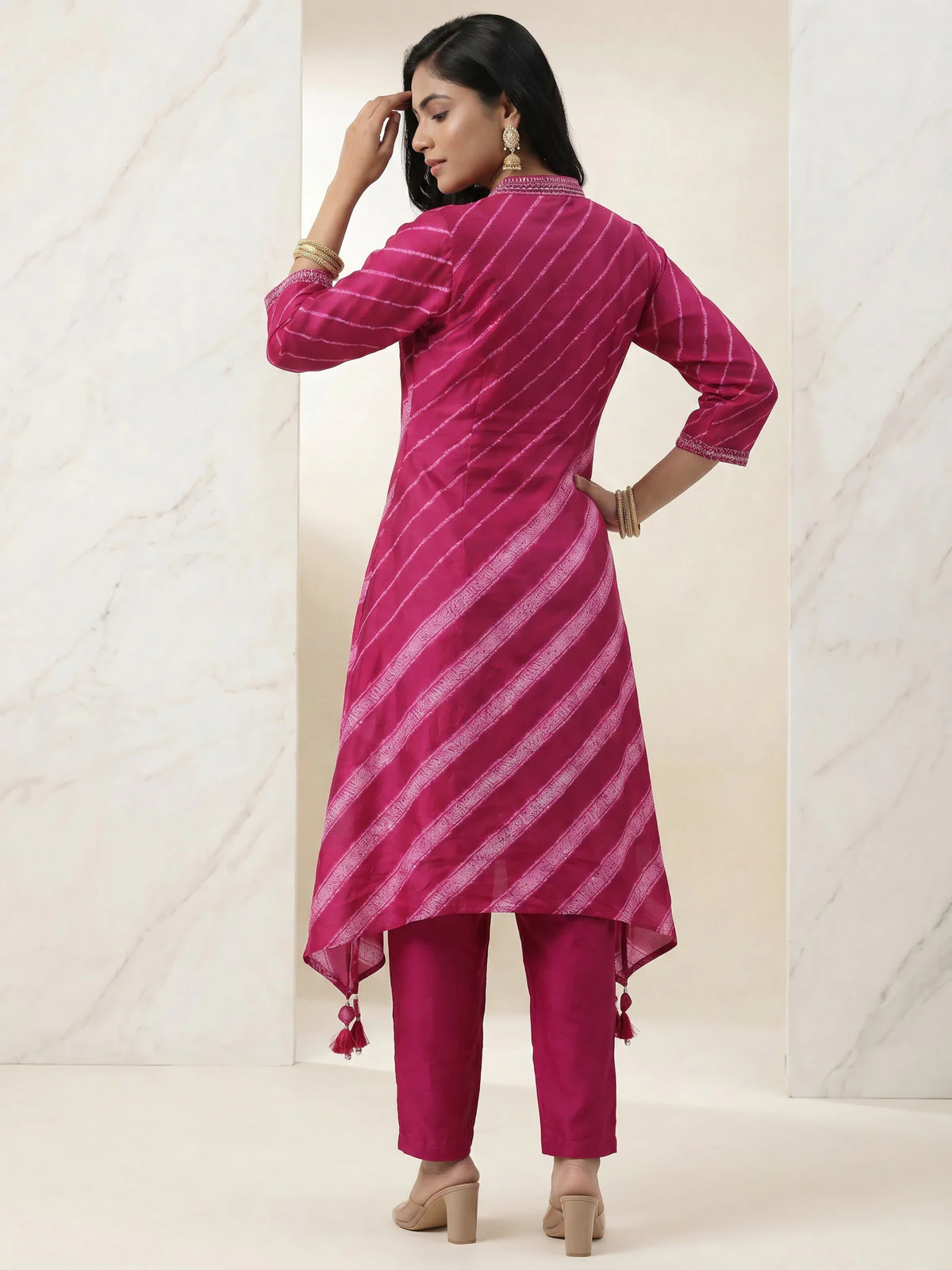 Pink Muslin Tail cut Kurti and Pant Set - Image 3