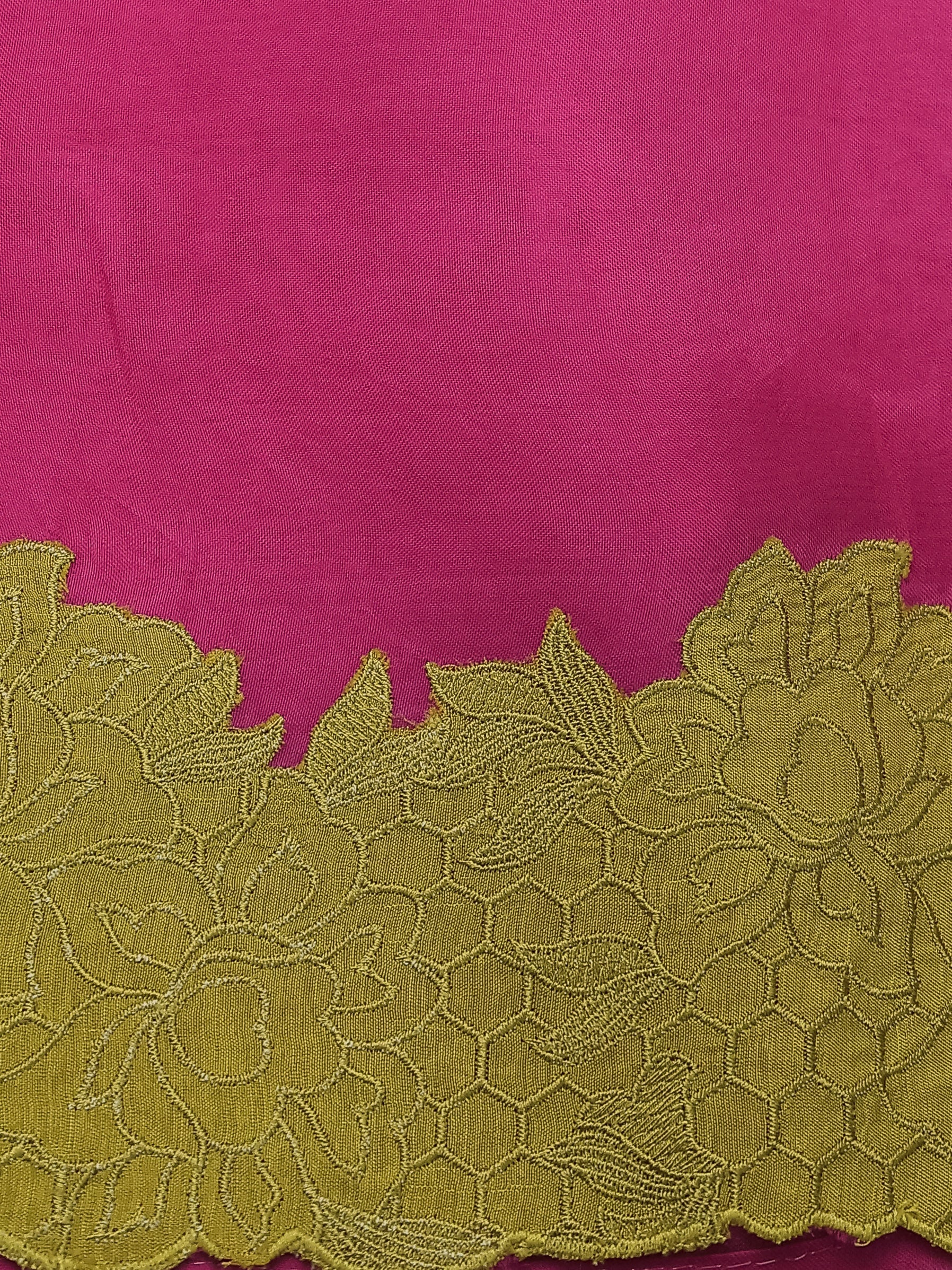 Pink Organza Silk Saree - Image 4
