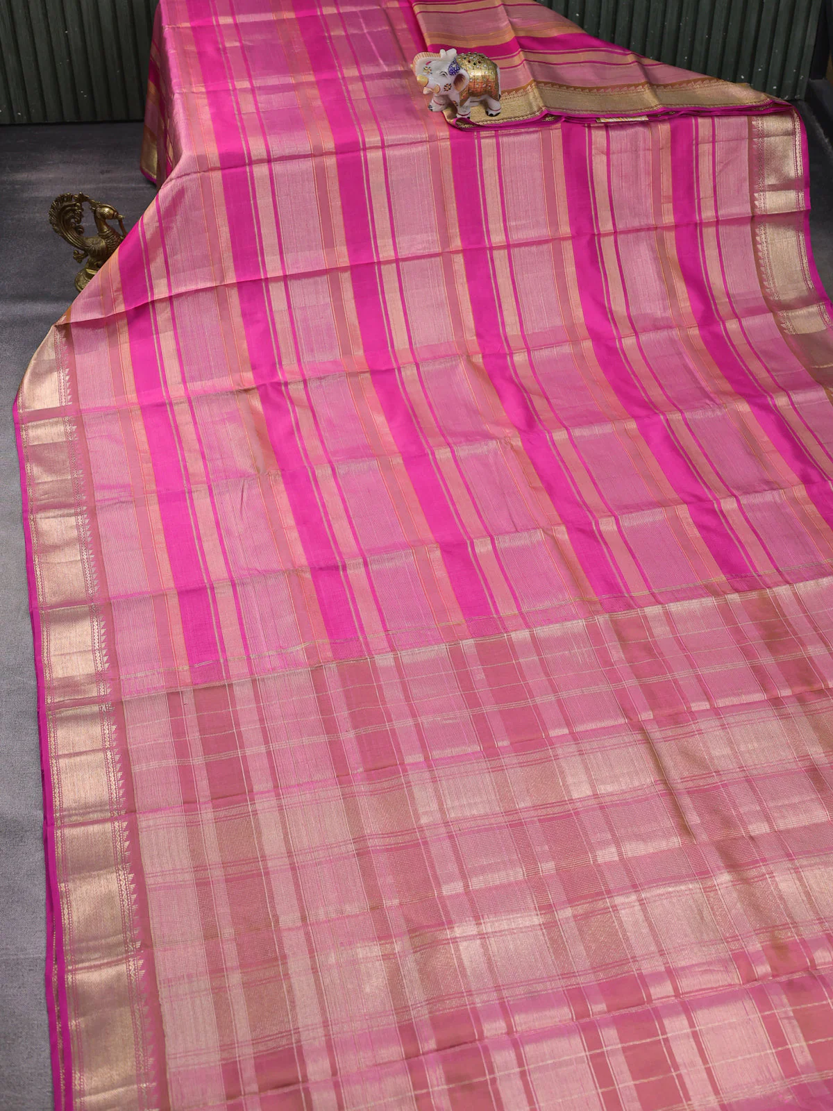 Pink Pure Kanchipuram Silk Saree - Image 2
