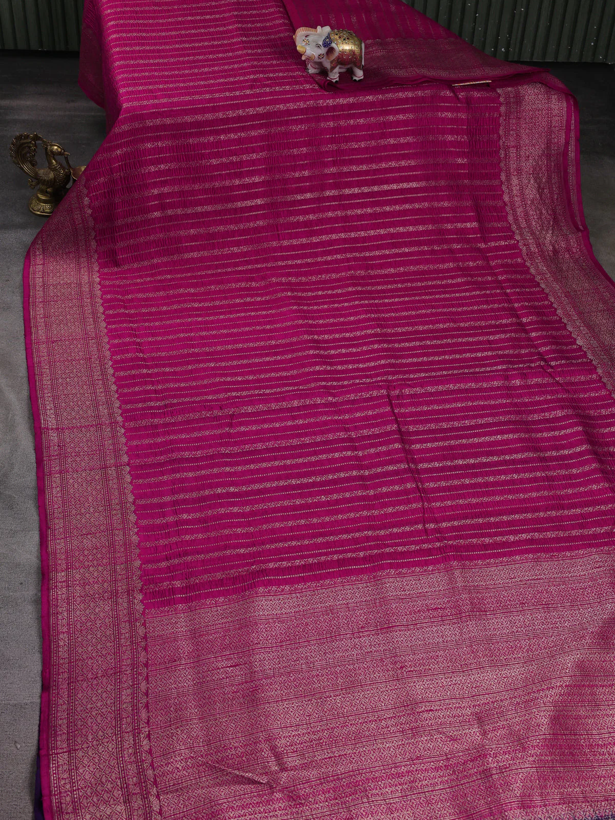 Pink-Violet Banarasi Raw Silk Saree - Image 2