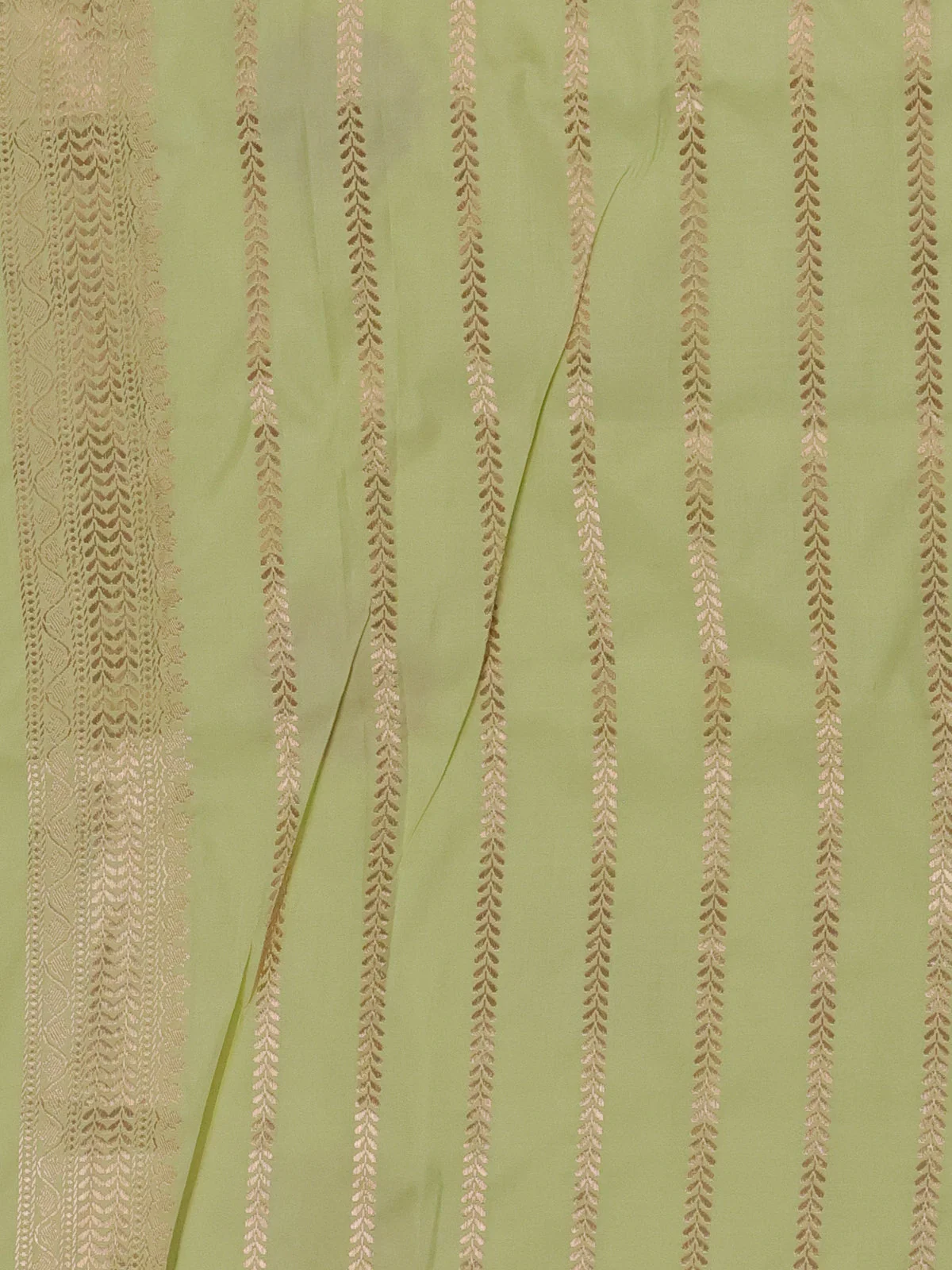Pista Green Banarasi Silk Saree - Image 3