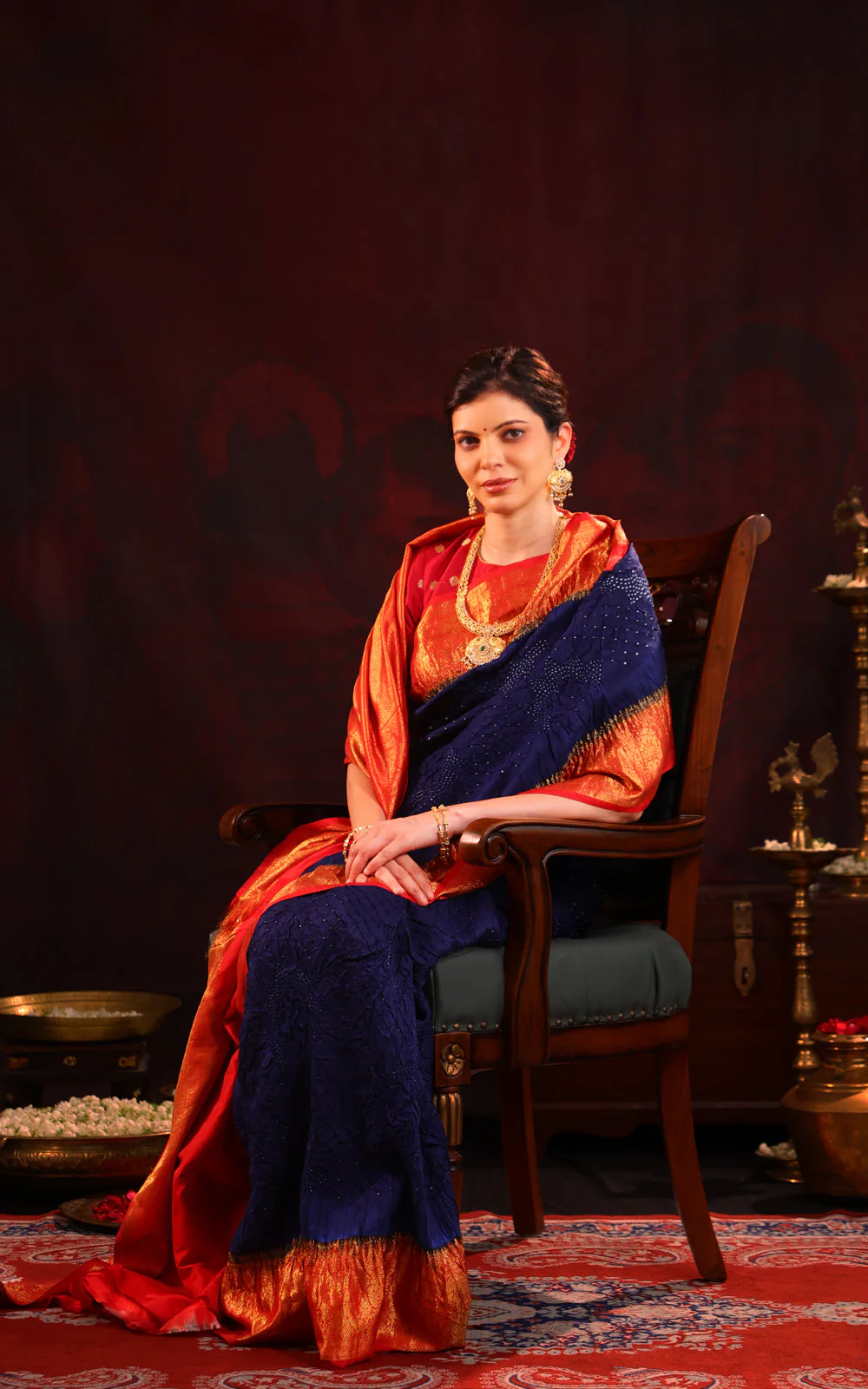 Navy Blue & Red Pure Kanchipuram Silk Saree With Bandhej - Image 5