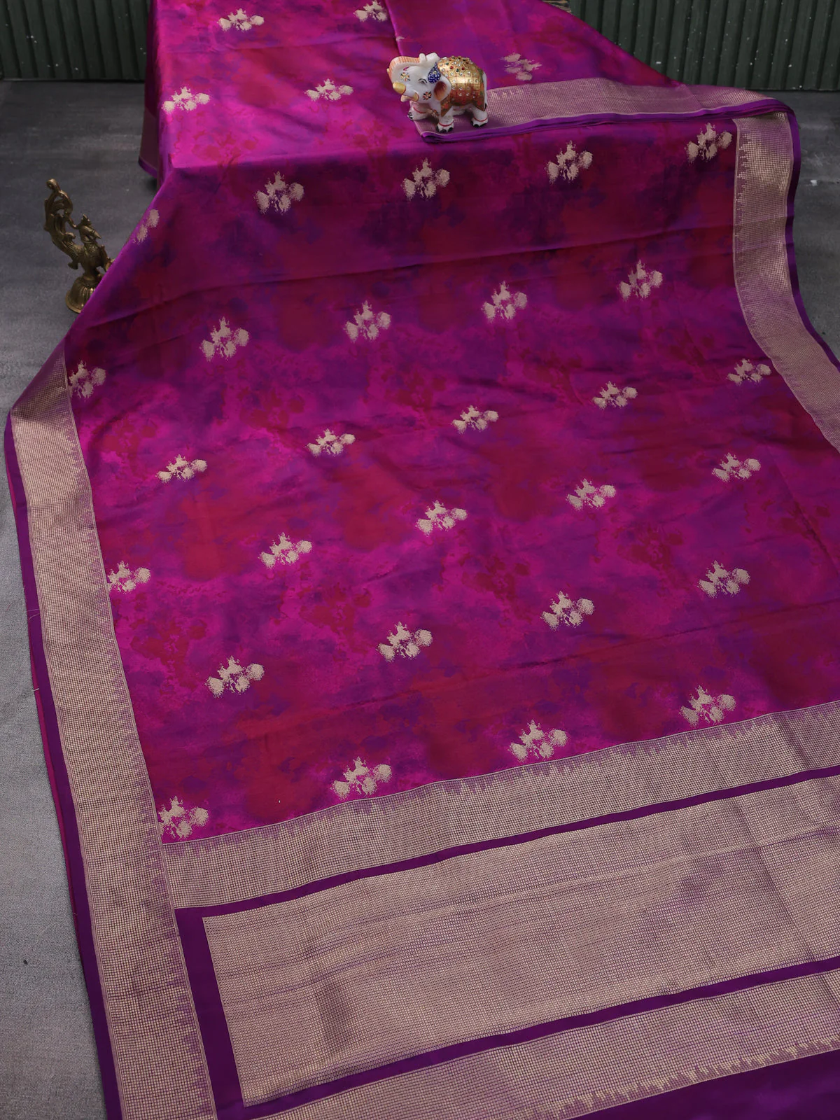 Purple Banarasi Tanshoi Silk Saree - Image 2