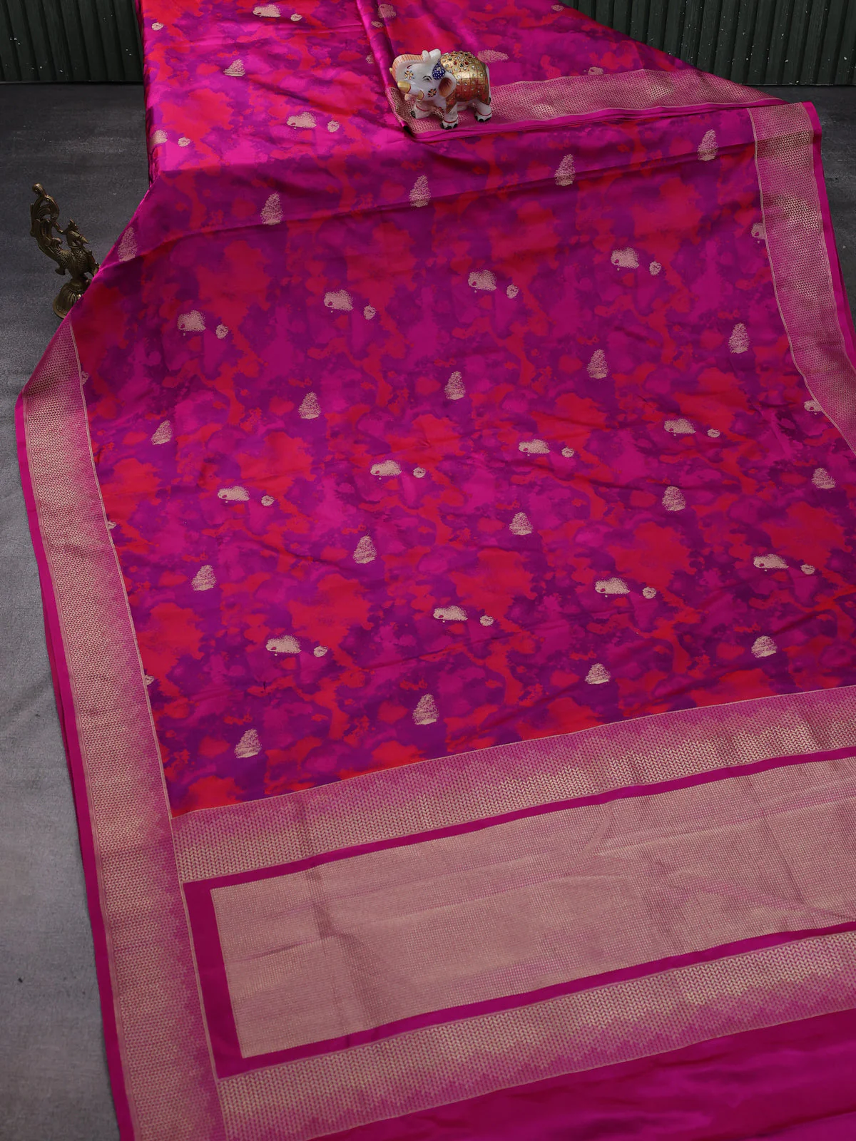 Purple Banarasi Tanshoi Silk Saree - Image 2
