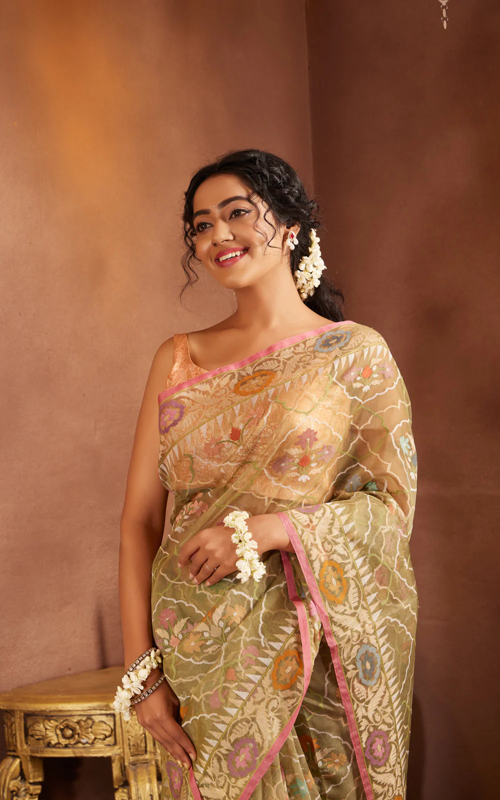 Pastel Green & Pink Real Zari Banarasi Kora Saree With Jamdani Weaves - Image 5